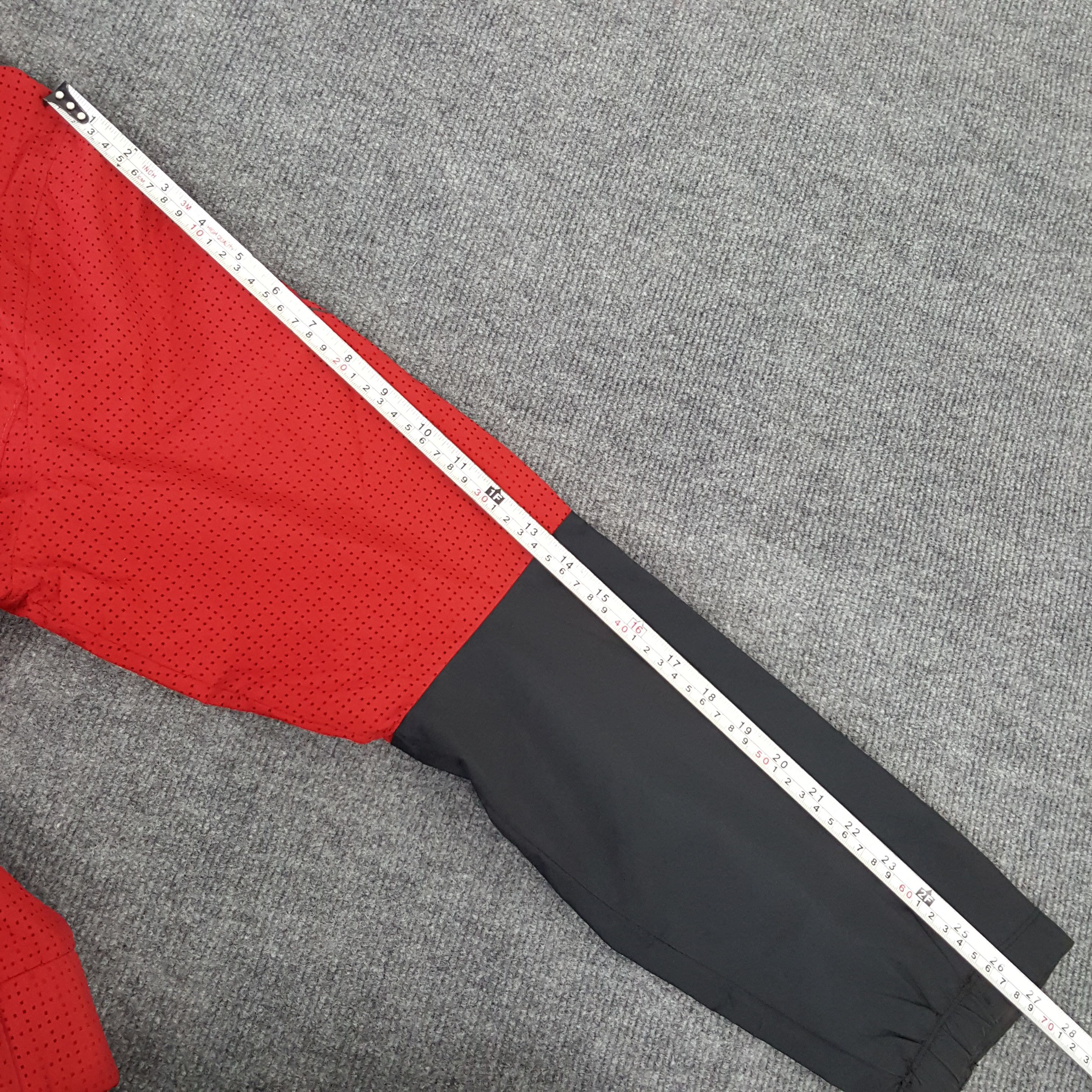 Nike × Vintage Nike X Manchester United Sportwear Jacket Size US S / EU 44-46 / 1 - 15 Thumbnail