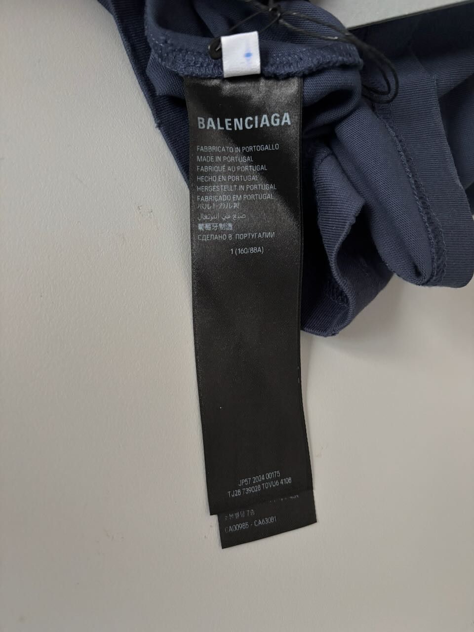 Balenciaga Balenciaga Crypto BB T-shirt Size US S / EU 44-46 / 1 - 7 Thumbnail