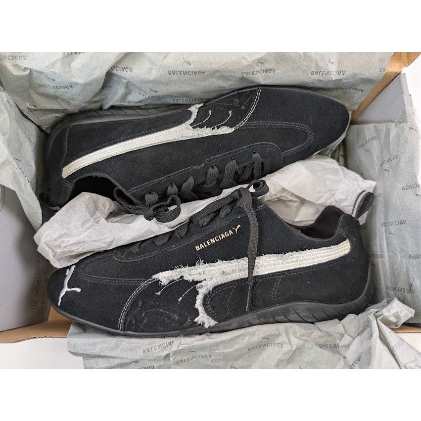 Balenciaga × Puma o1rshd1 Q:3 / Speedcat Destroyed Low Top Sneaker in Black Size US 11 / EU 44 - 22 Thumbnail