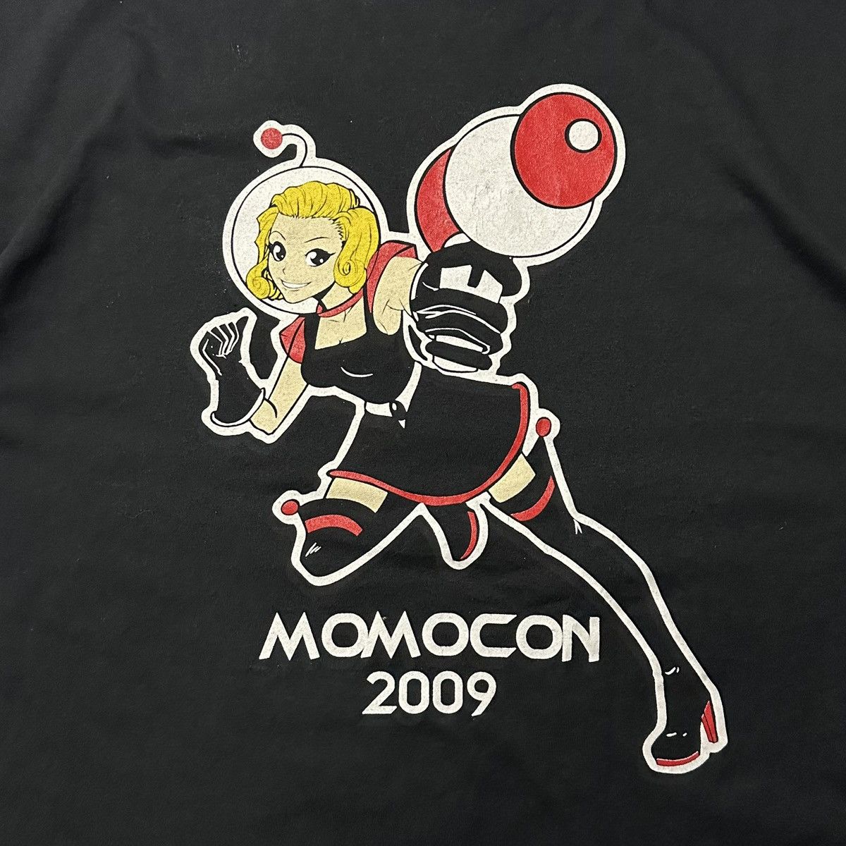 Hanes [MomoCon 2009] Anime T-Shirt 00s Hanes vintage black manga Size US XL / EU 56 / 4 - 3 Thumbnail