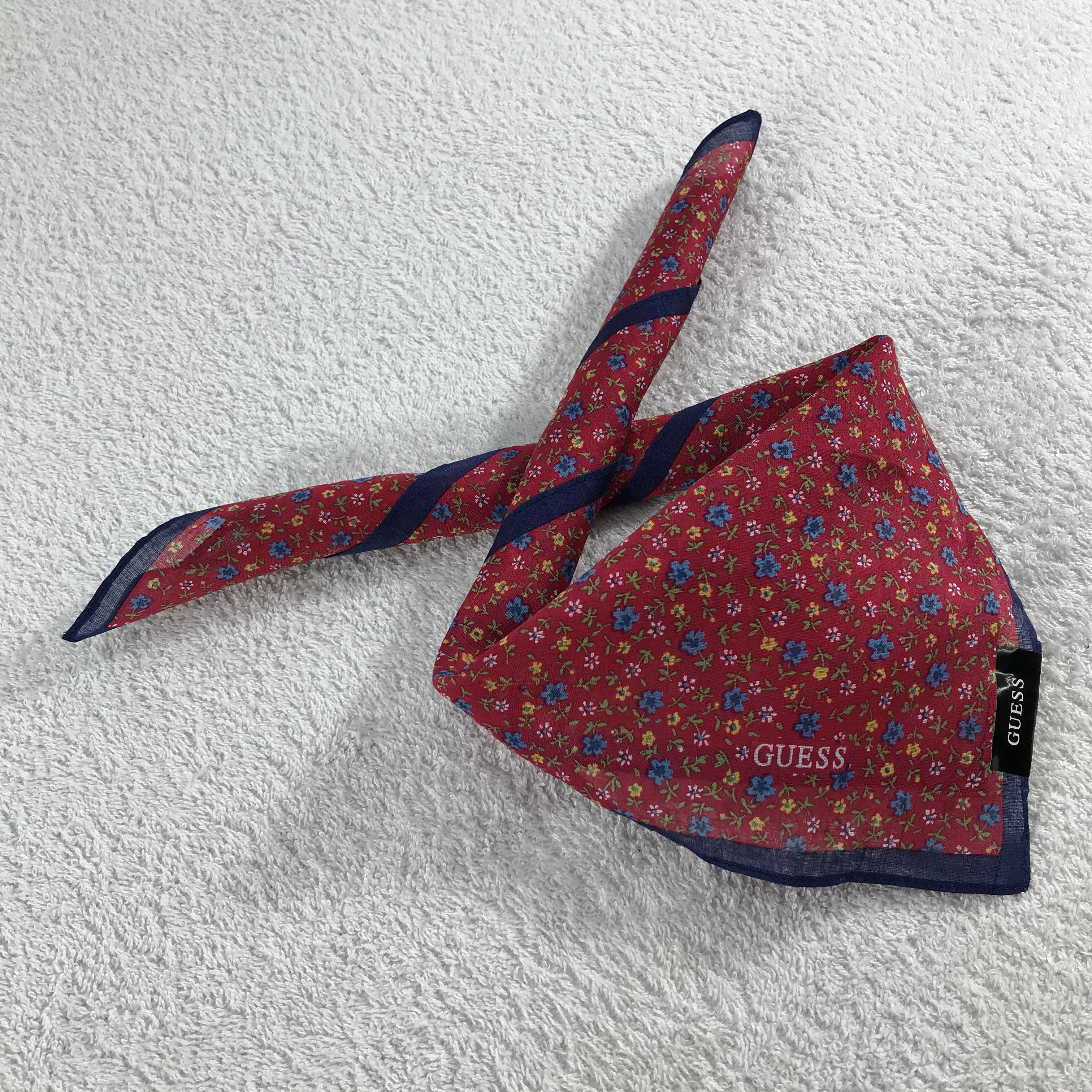 Guess × Vintage Guess Bandana / Handkerchief / Neckerchief - S319 Size ONE SIZE - 4 Thumbnail