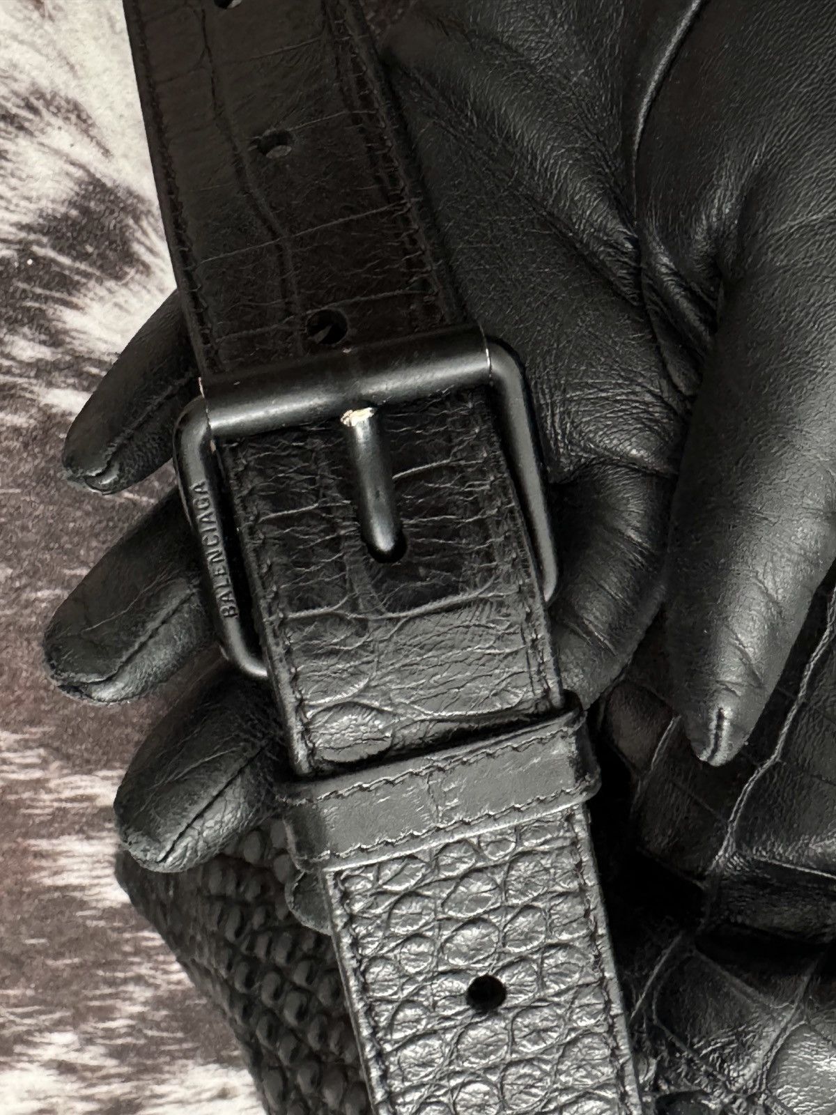 Balenciaga Balenciaga Downtown Medium Crocodile Embossed Shoulder Bag Size ONE SIZE - 7 Thumbnail