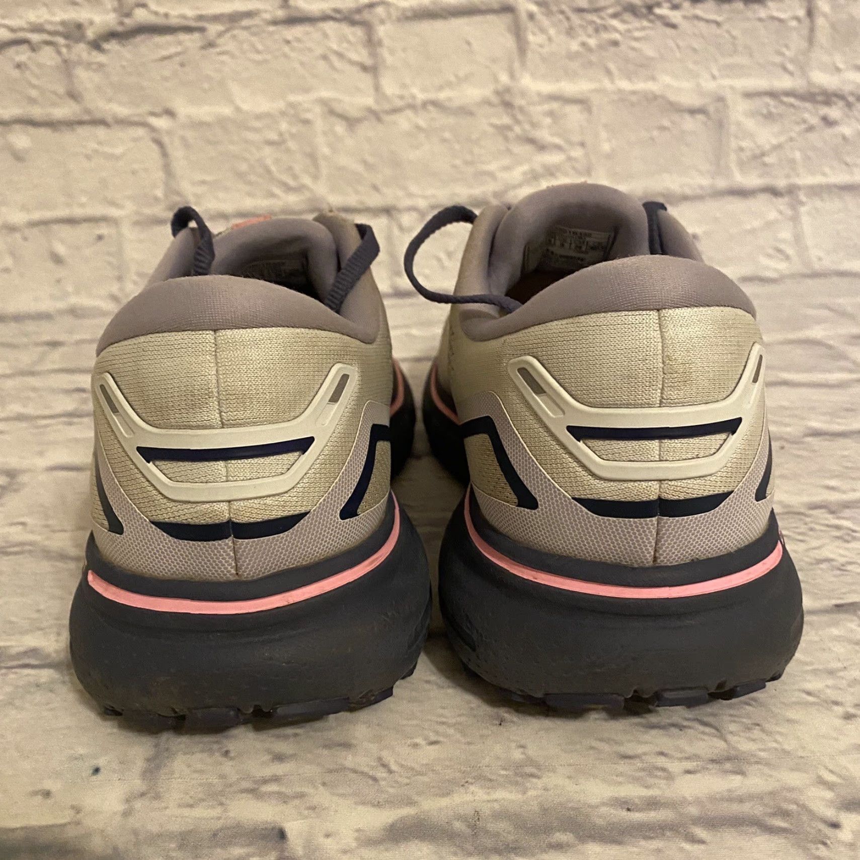 Brooks Brooks Running Ghost 15 Pink Copper Athletic Sneakers Women’s Sz 11 1203801B492 Size US 11 / IT 41 - 5 Thumbnail
