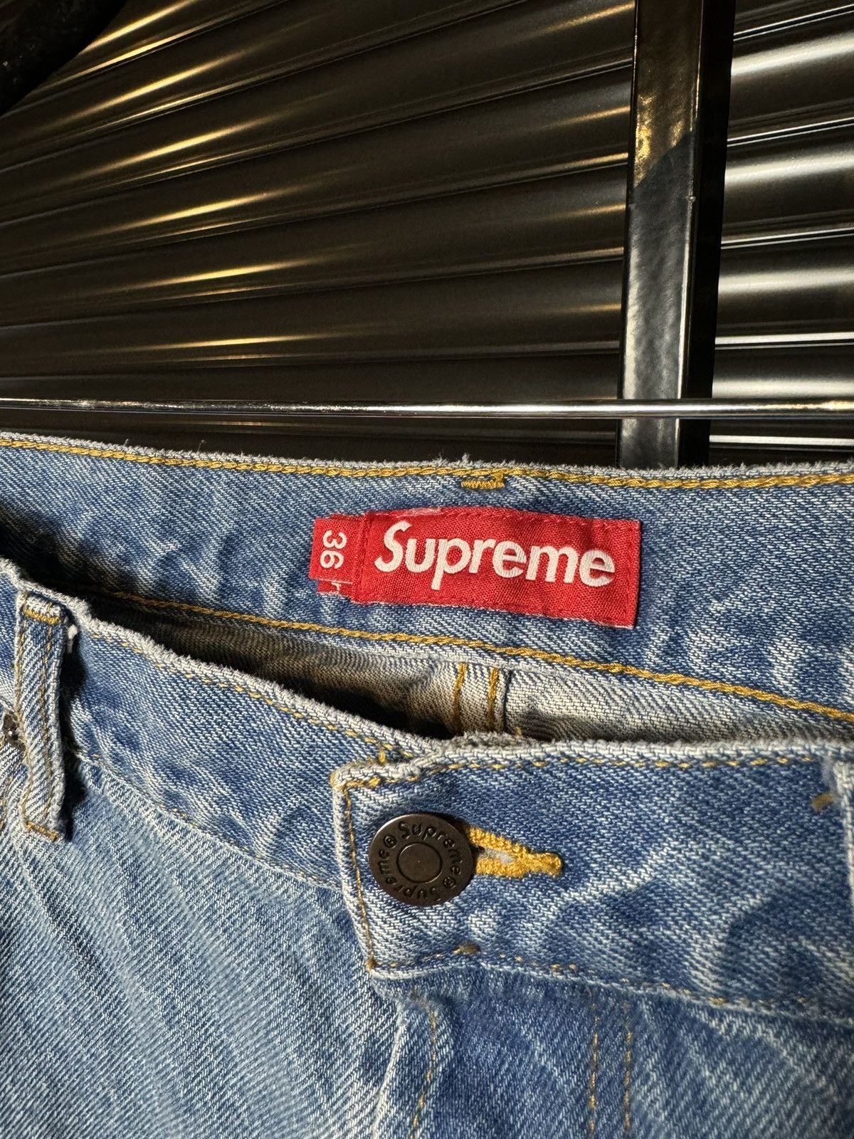 Supreme Supreme Blue Star Washed Denim Jeans - 36 Size US 36 / EU 52 - 5 Thumbnail