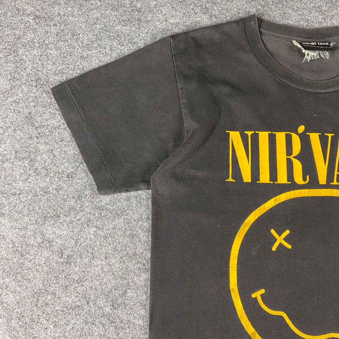 Nirvana Vintage Nirvana Nevermind Smile Tshirt Size US S / EU 44-46 / 1 - 5 Thumbnail