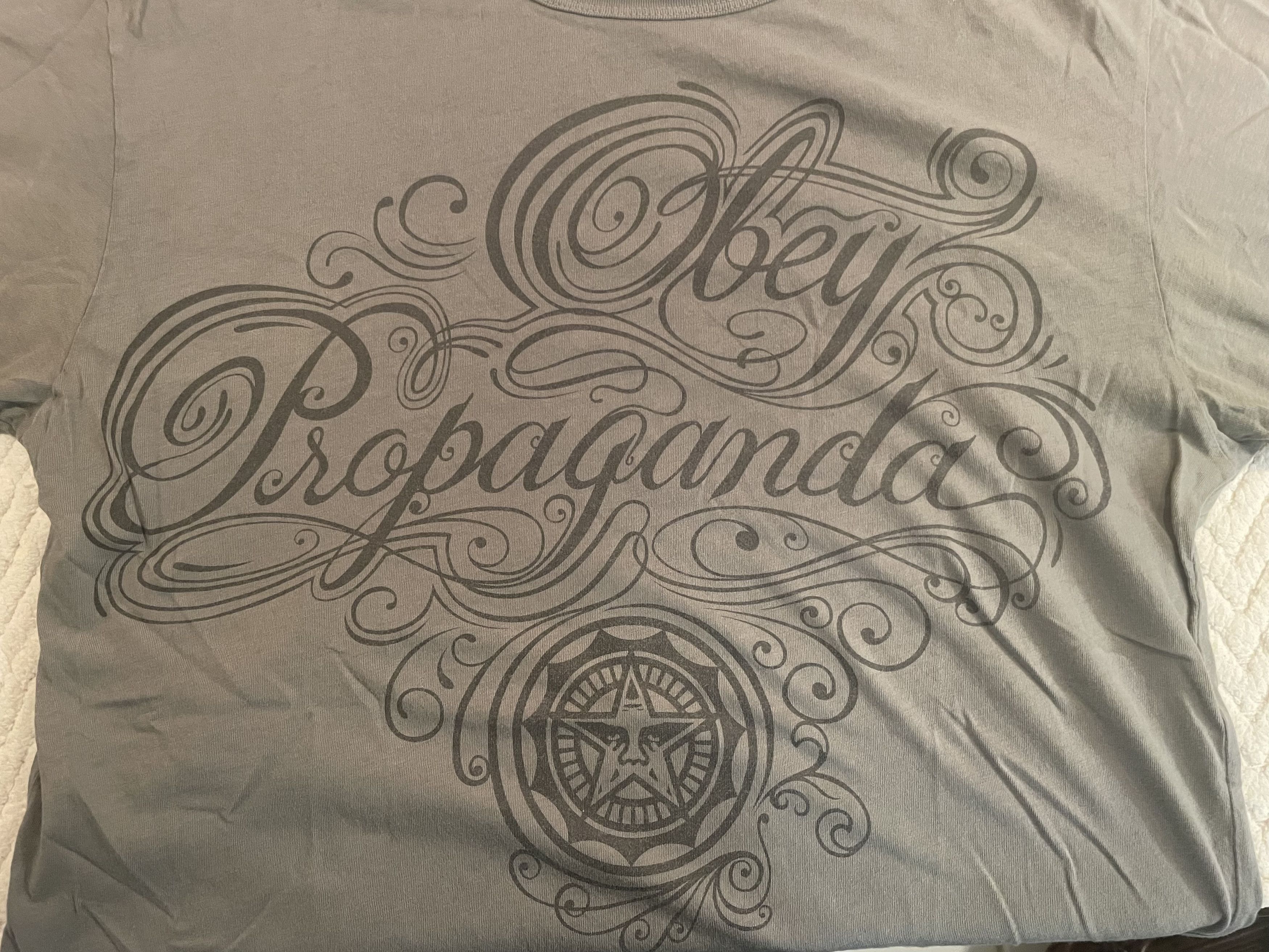 Obey Obey light gray t-shirt Size US M / EU 48-50 / 2 - 3 Thumbnail