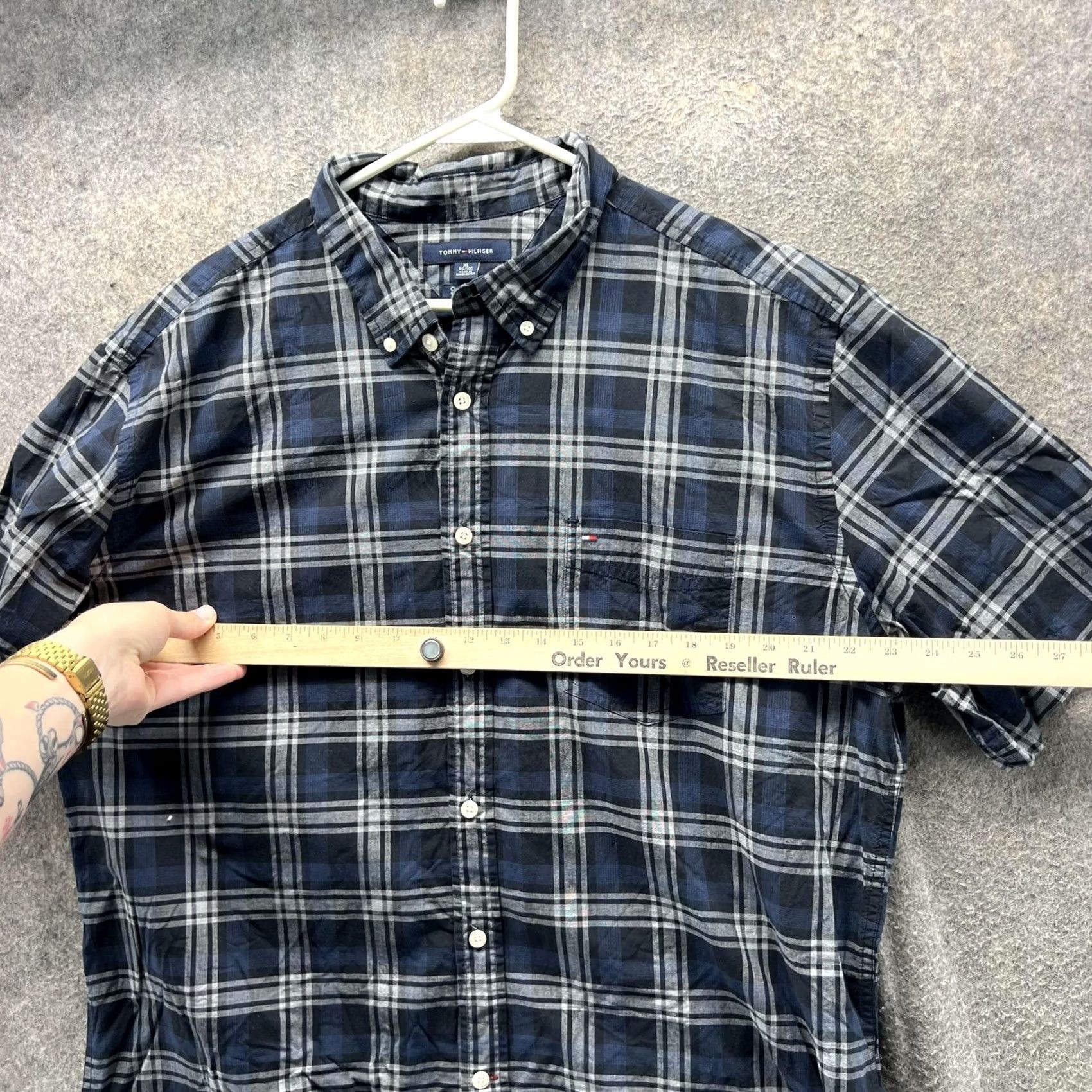Tommy Hilfiger Tommy Hilfiger Shirt Mens XL Blue Black Plaid Short Sleeve Classic Fit Oxford Shirt Size US XL / EU 56 / 4 - 6 Thumbnail