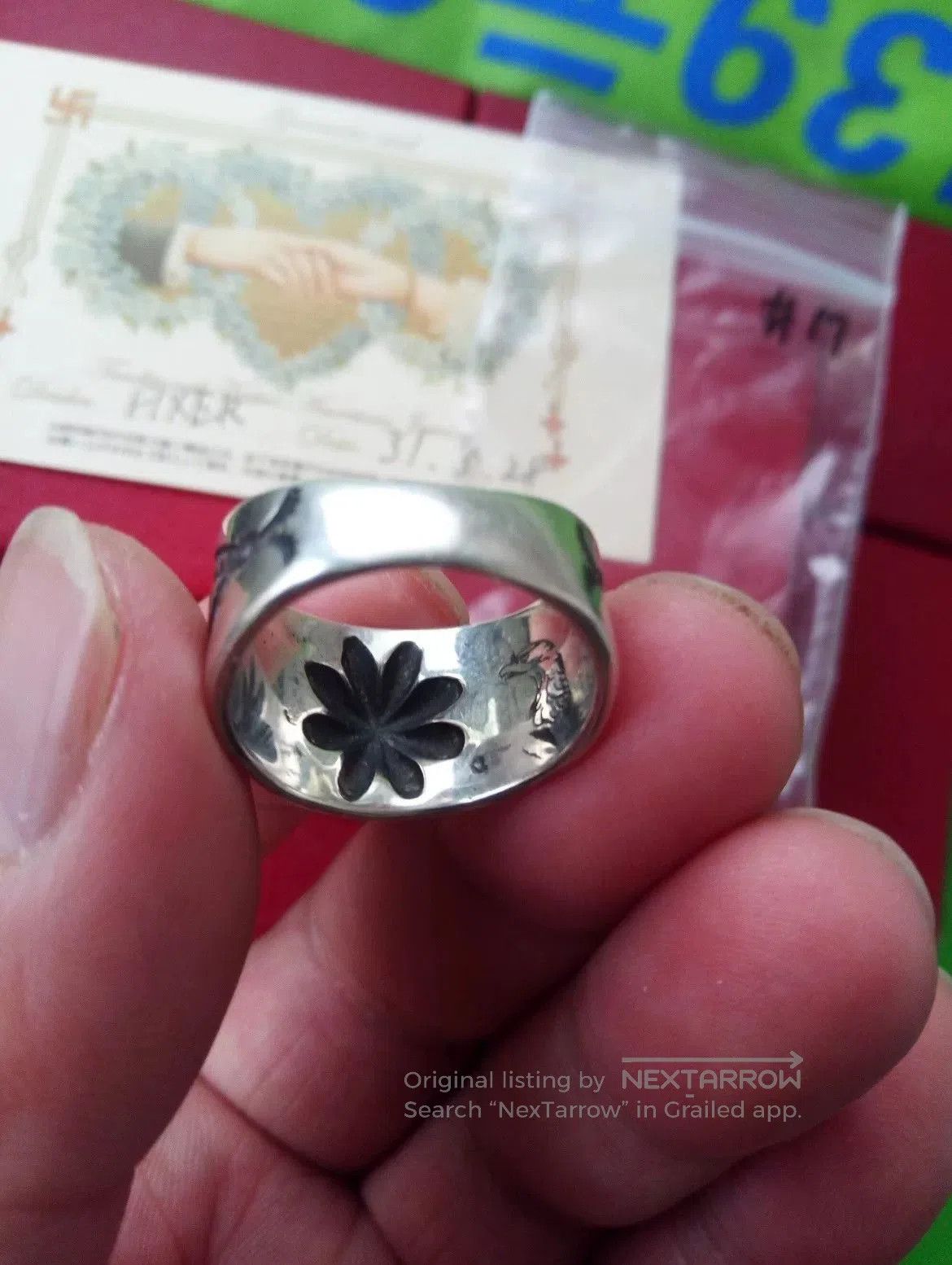 Larry Smith larry smith chrysanthemum nail ring in gold. Size ONE SIZE - 4 Thumbnail