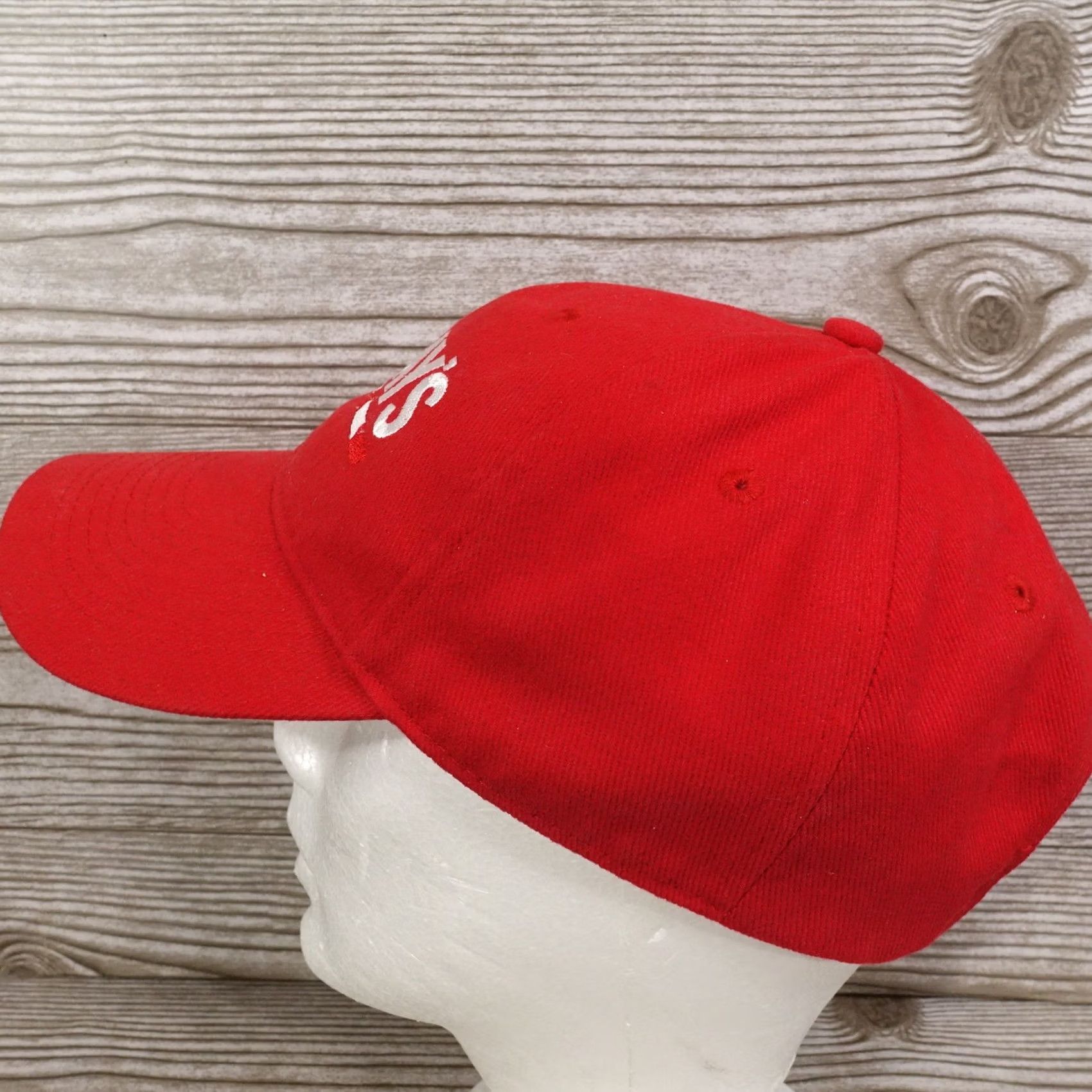 Logo 7 TGI FRIDAY'S LOGO WORK EMPLOYEE BAR & GRILL BASEBALL HAT CAP RED Size ONE SIZE - 4 Thumbnail