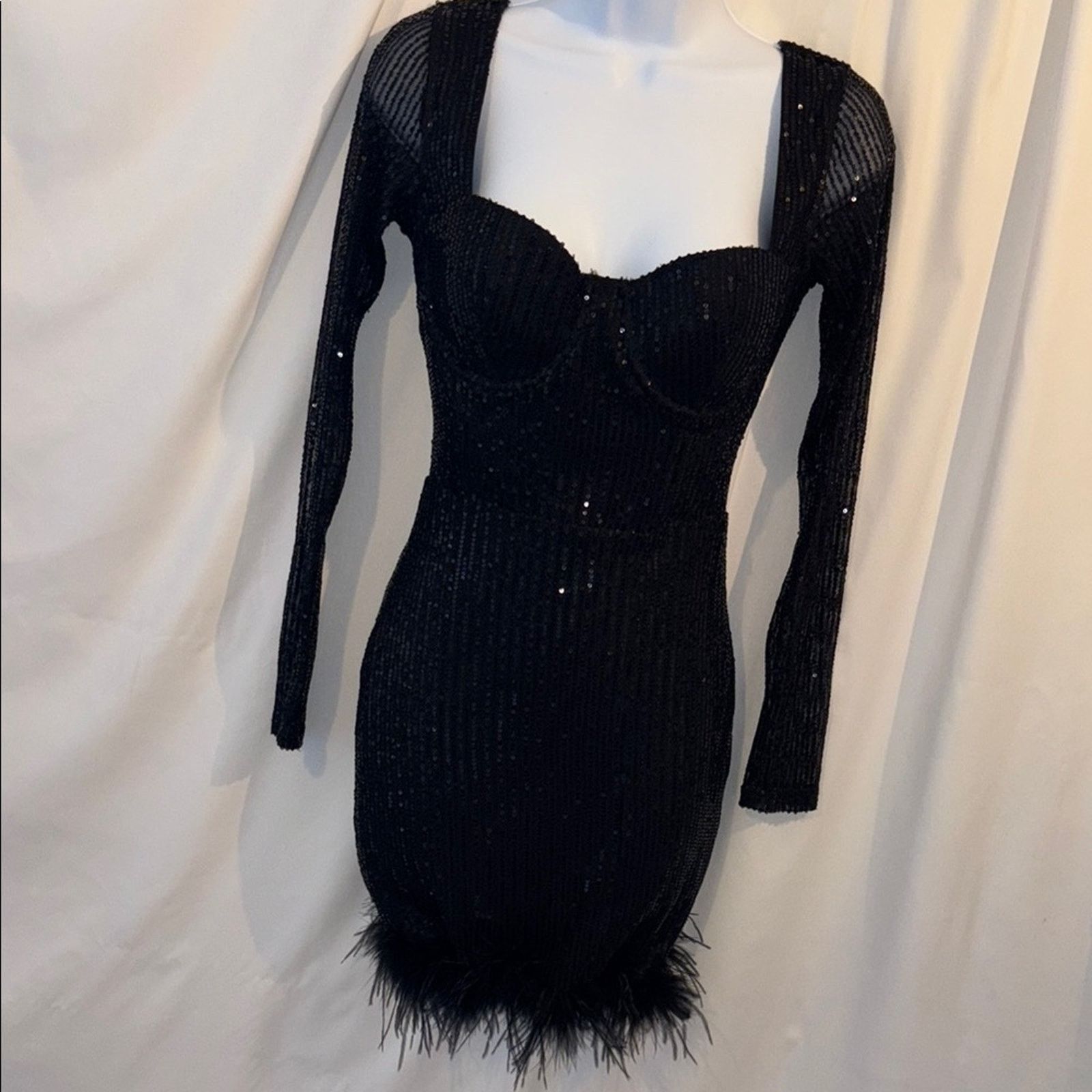 The Unbranded Brand Windsor Little Black Sequin Dress Size Small Size S / US 4 / IT 40 - 2 Thumbnail