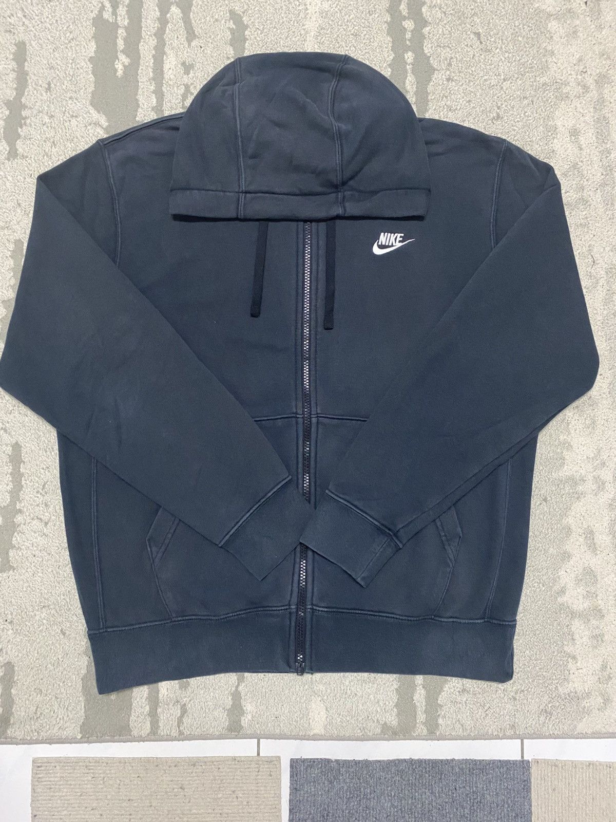 Nike Nike Small Embroidery Logo Hoodie Size US XL / EU 56 / 4 - 1 Thumbnail