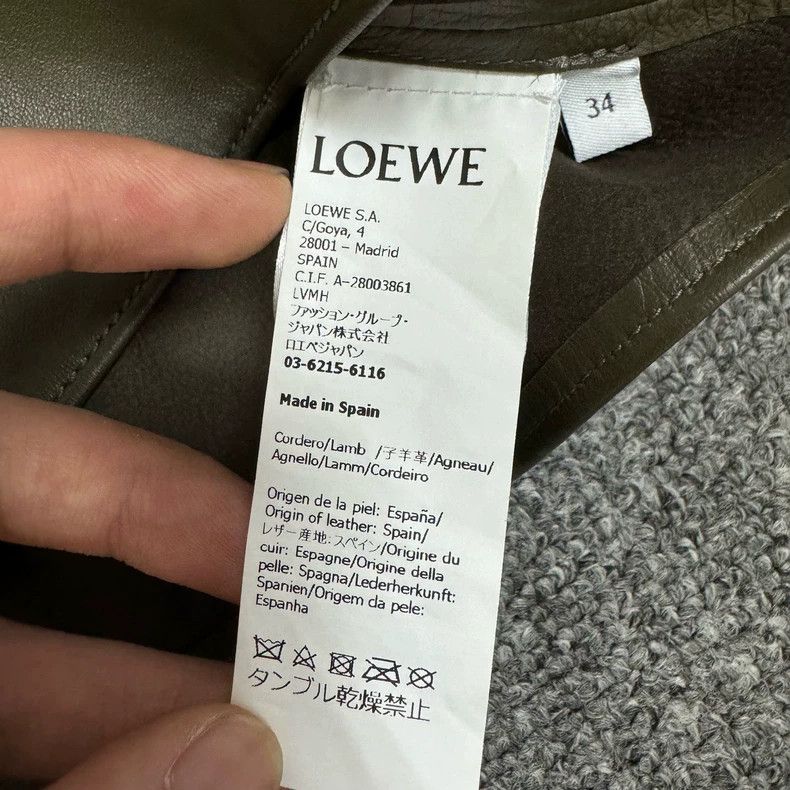 Loewe LOEWE Short lamb coat Size XXS / US 00 / IT 34 - 4 Thumbnail