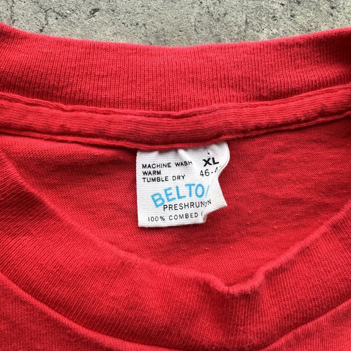 Vintage Vintage Italian Peeping Tom T Shirt 70s Single Stitch USA Size US L / EU 52-54 / 3 - 4 Thumbnail