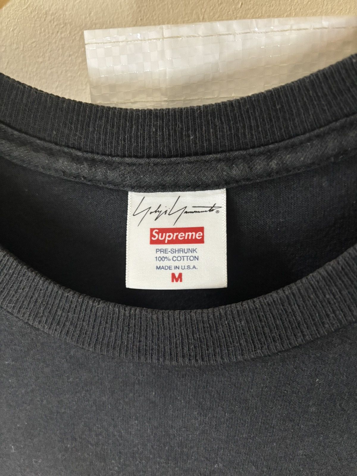 Supreme × Yohji Yamamoto Supreme x Yohji Yamamoto Logo Tee Black FW20 Size US M / EU 48-50 / 2 - 3 Thumbnail