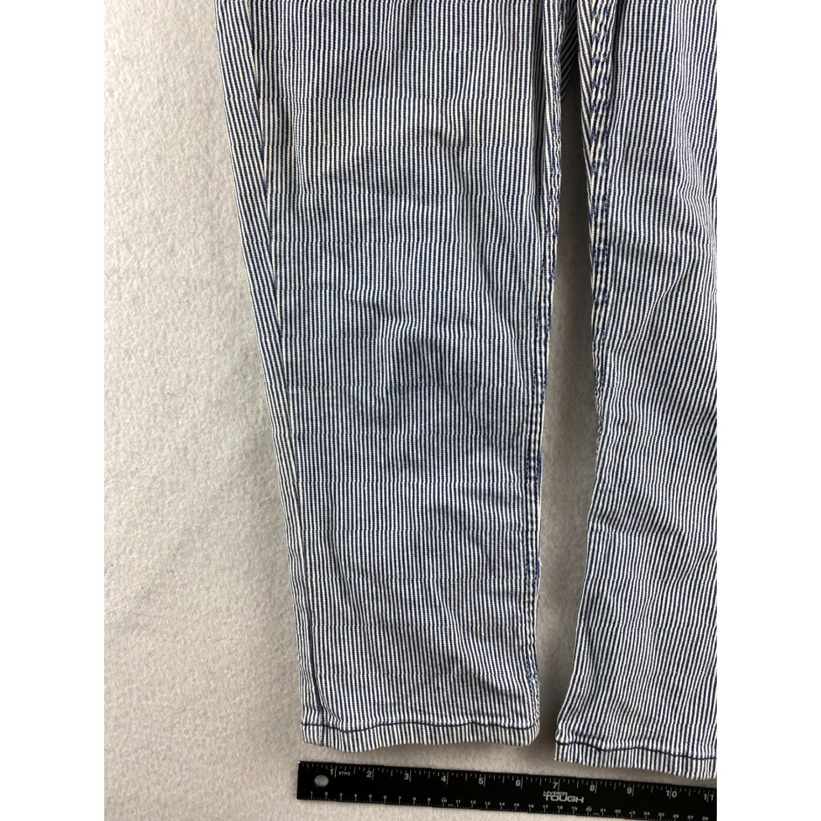 Levi's Levi's Jeans Capri Shaping 311 28 Blue Stretch Pin Stripe Railroad Core Women Jeans Size 28" / US 6 / IT 42 - 6 Thumbnail