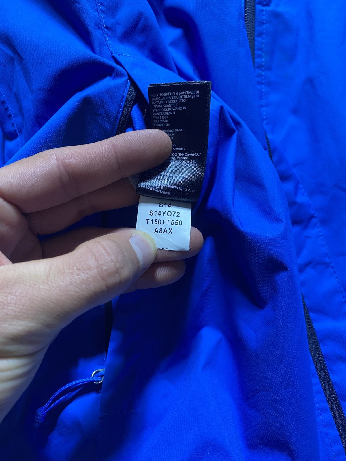 The North Face The North Face HyVent 2.5L Waterproof Rain Jacket Blue Size US L / EU 52-54 / 3 - 10 Thumbnail