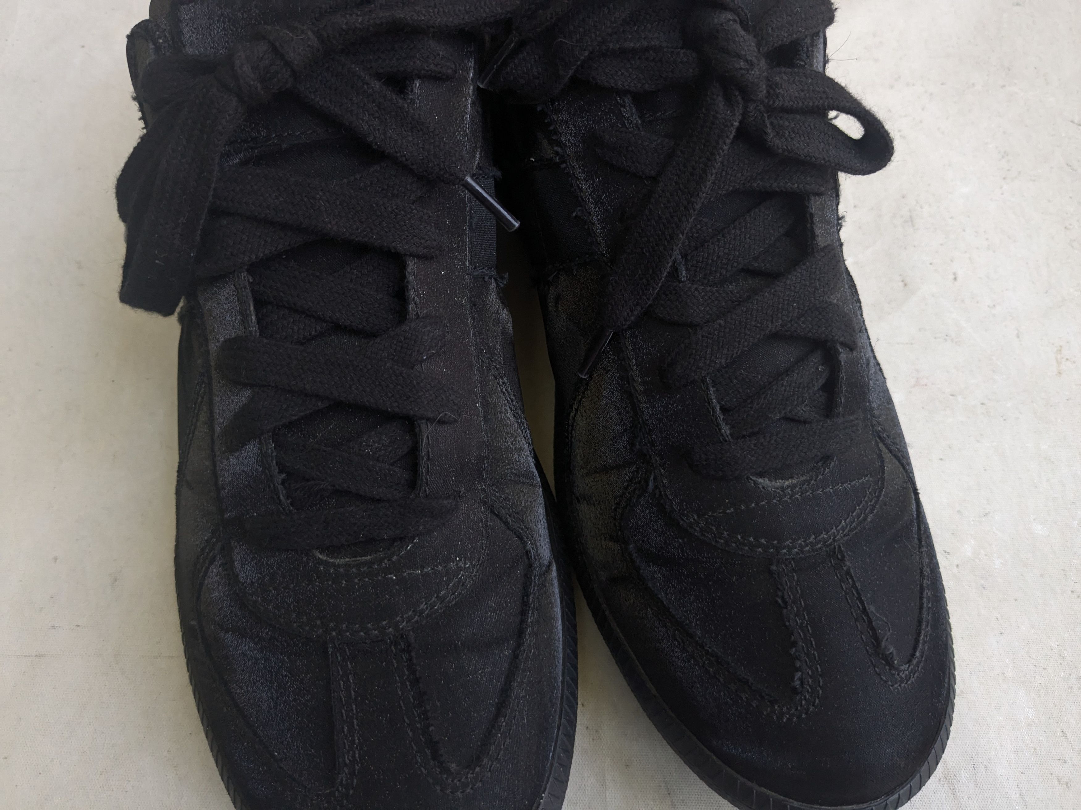Maison Margiela Maison Margiela GAT Replica Black Satin 9 42 Size US 10 / EU 43 - 2 Thumbnail