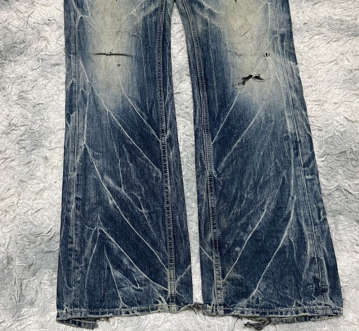 If Six Was Nine 2000s VANQUISH GOLD FLARE PANT DENIM RARE DESIGN Size US 33 - 3 Thumbnail