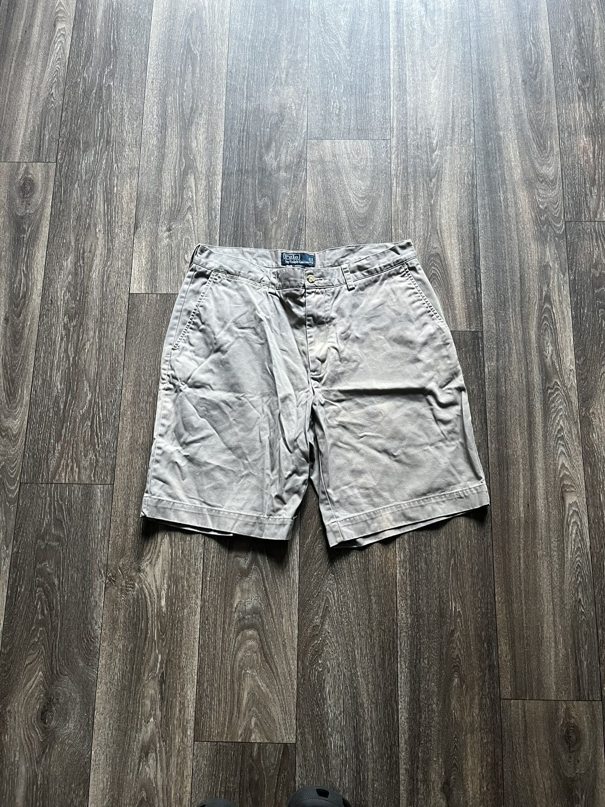 Polo Ralph Lauren Polo Ralph Lauren Chino Shorts Size US 34 / EU 50 - 1 Thumbnail