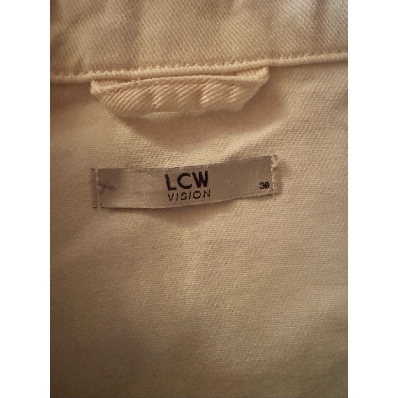 Other LC Waikiki Vision Women’s White Denim Jacket Size 38 Frayed Size L / US 10 / IT 46 - 3 Thumbnail