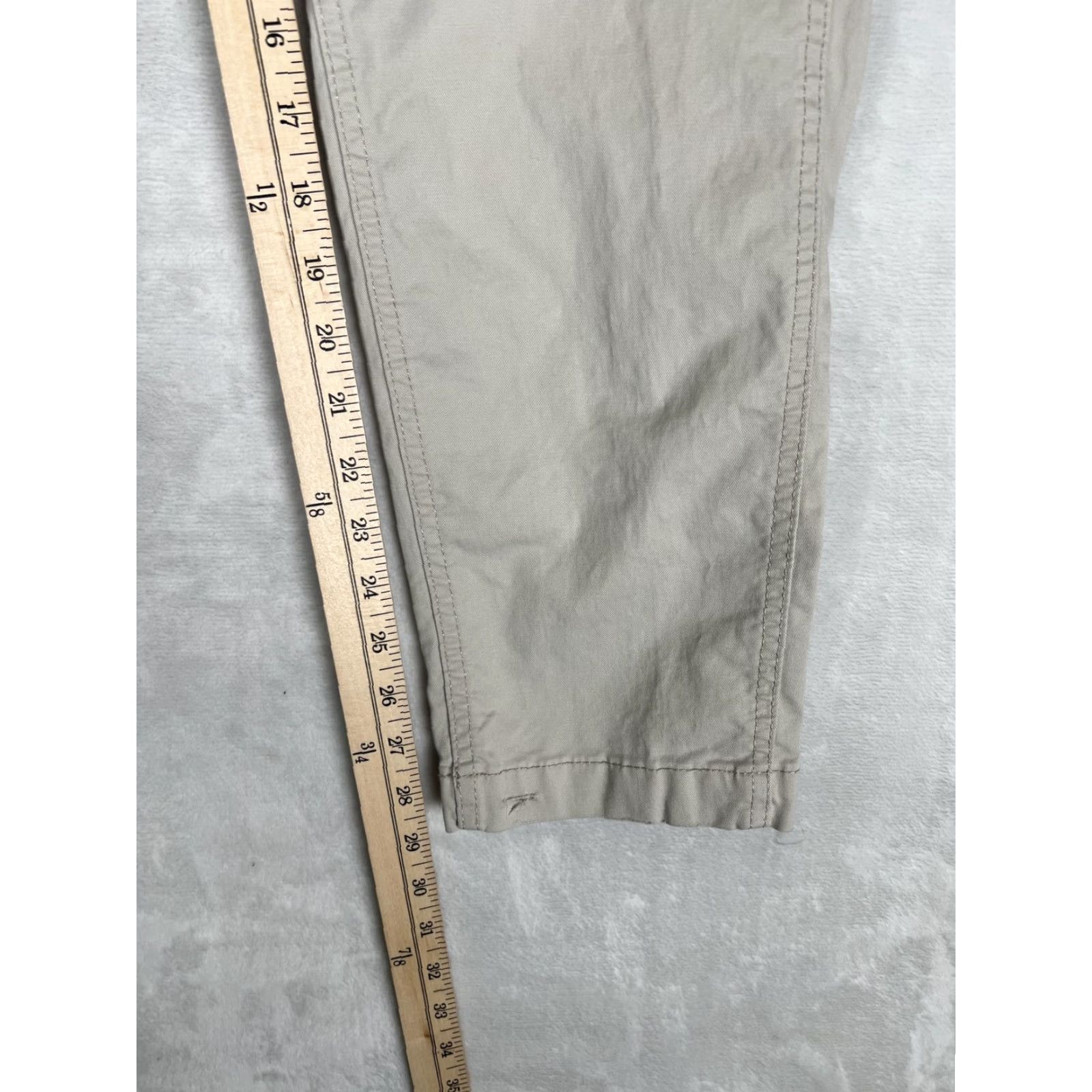 American Eagle Outfitters American Eagle Slim Lived-In Cargo Pants Mens 28x29 Beige Stretch Casual Size US 28 / EU 44 - 4 Thumbnail