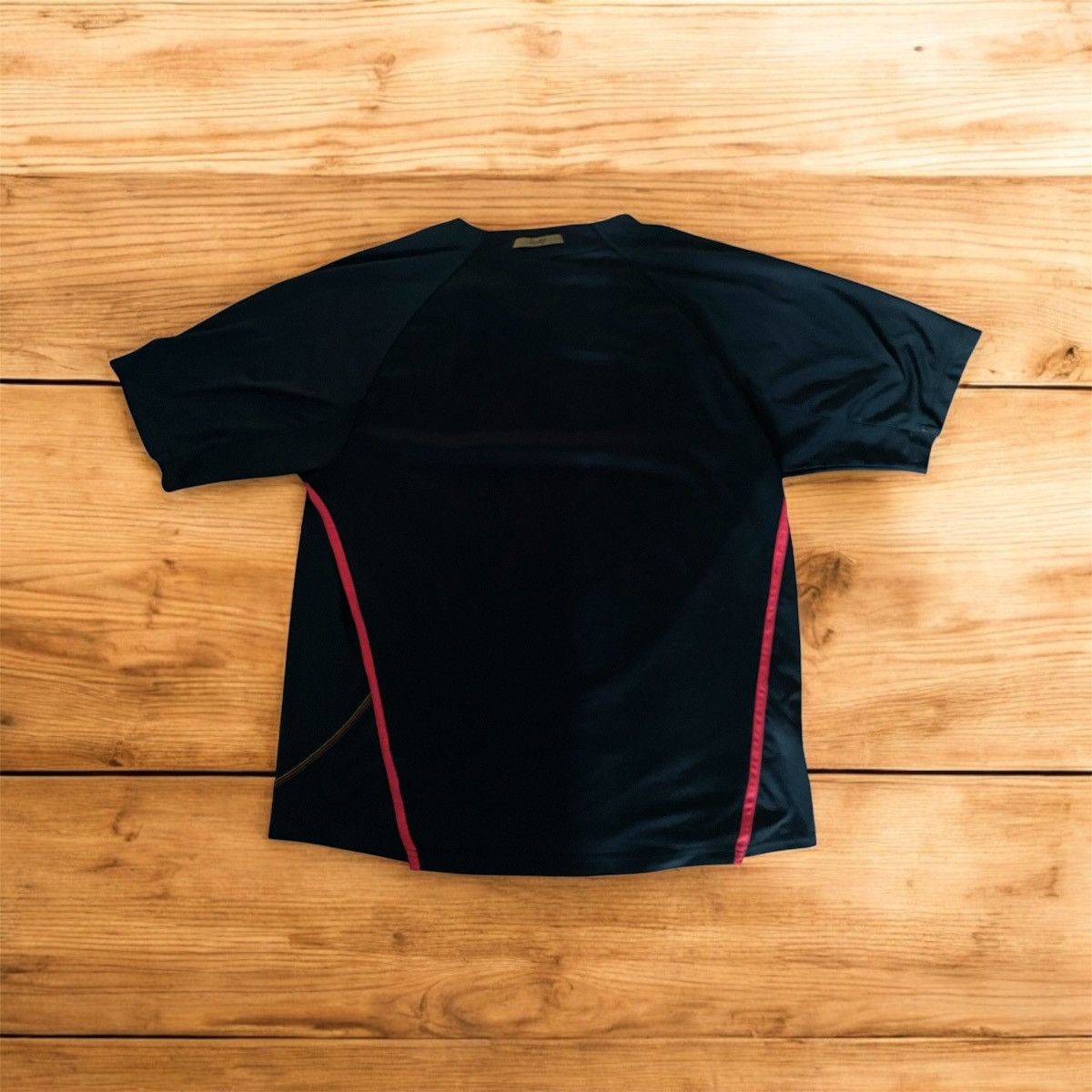 Nike RONALDINHO #10 NIKE Shirt size L Size US L / EU 52-54 / 3 - 2 Thumbnail