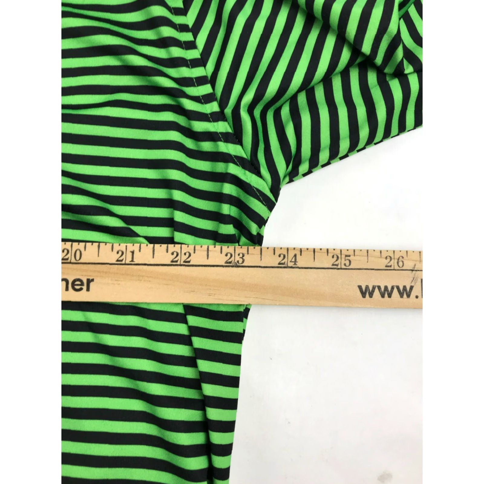 Vintage TABASCO Sport Polo Shirt Size L Green Black Striped 1/4 Button Up Short Sleeve Mens Regular Size US L / EU 52-54 / 3 - 3 Thumbnail