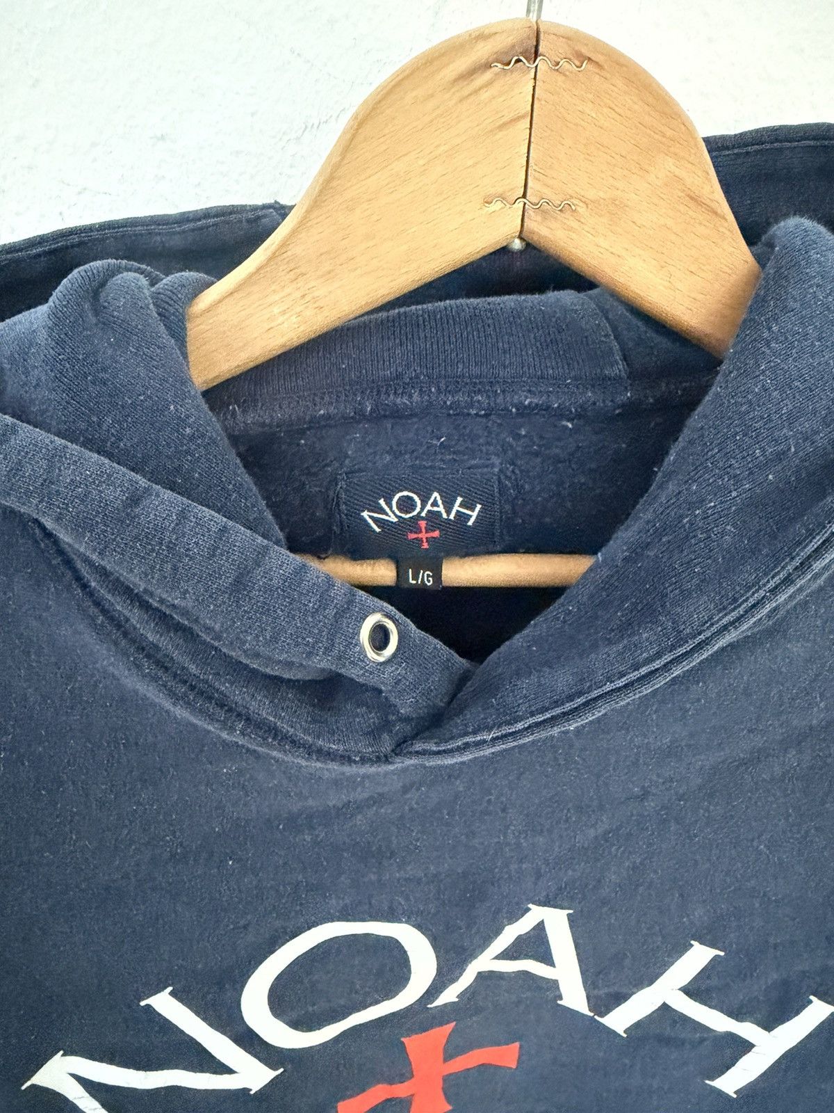 Noah Logo Hoodie in Navy Size US L / EU 52-54 / 3 - 3 Thumbnail