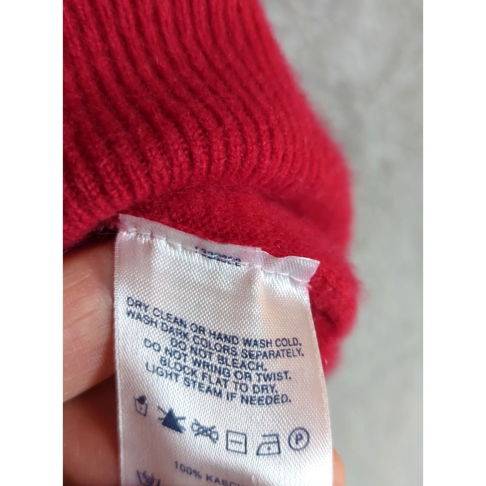 Lands' End Lands' End 100% Cashmere V Neck Pullover Sweater Red 2XL Men’s Classic Timeless Holiday Preppy Boy? Size US XXL / EU 58 / 5 - 3 Thumbnail