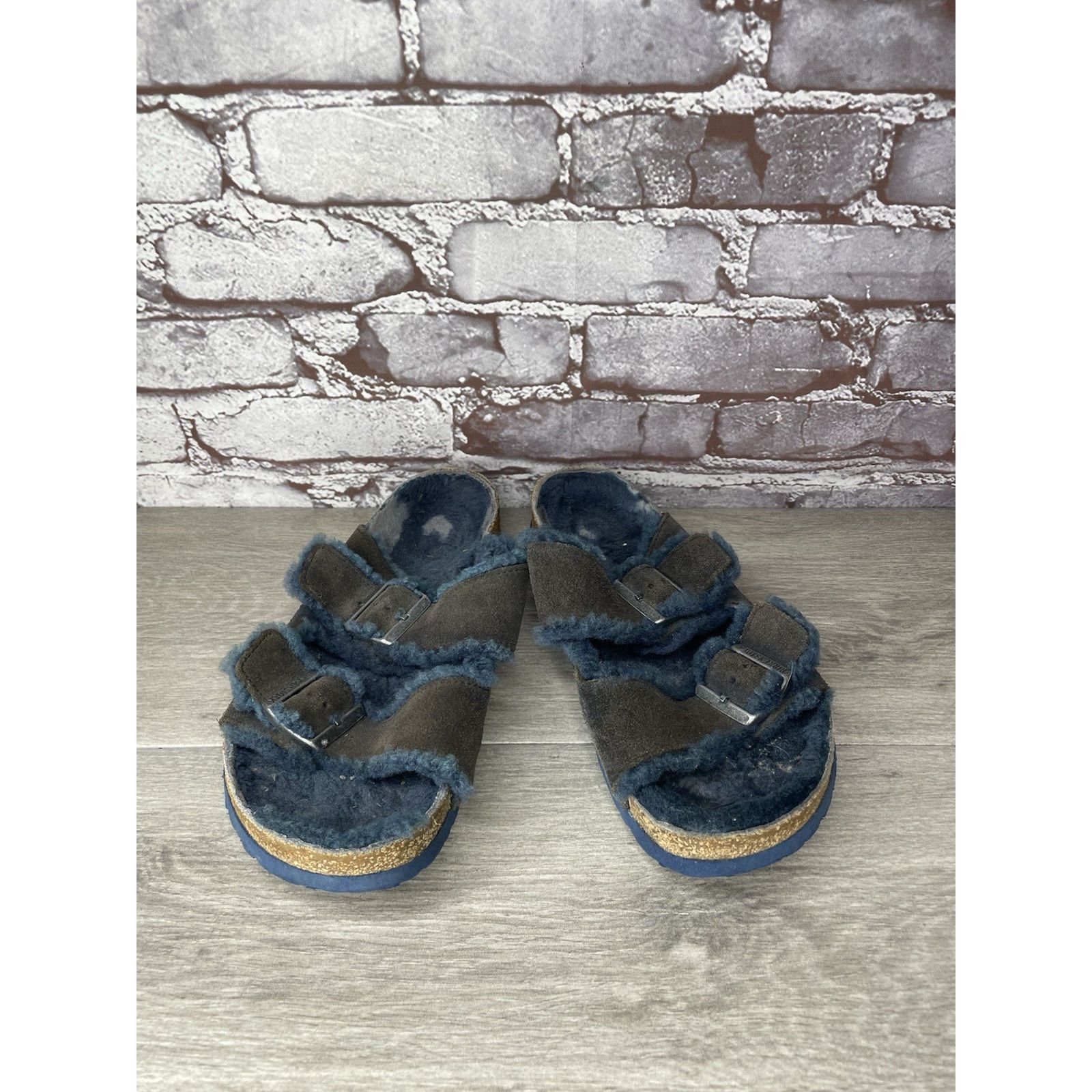 Birkenstock Birkenstock Arizona Fur Midnight Navy Strap Slides Sandals W Size US 10 / IT 40 - 13 Thumbnail