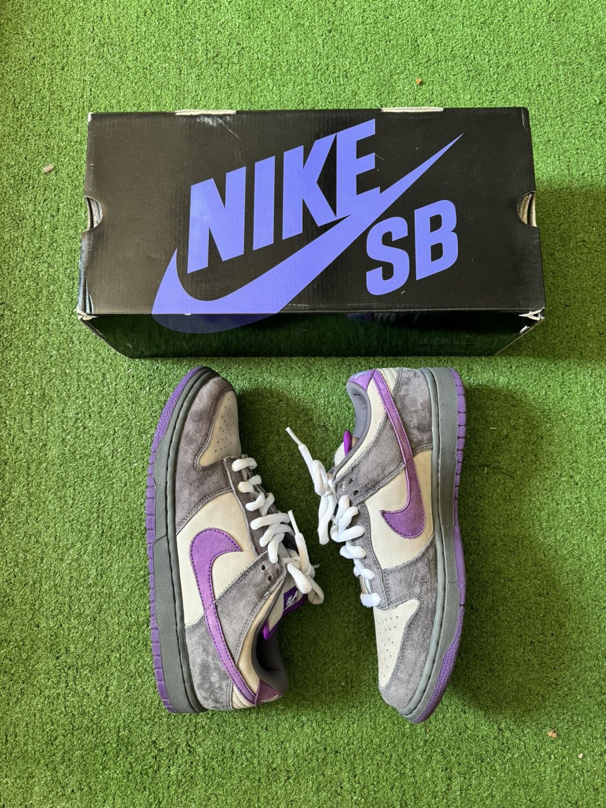 Nike SB Avenger Purple Suits Nike Nike SB Dunk Low Purple