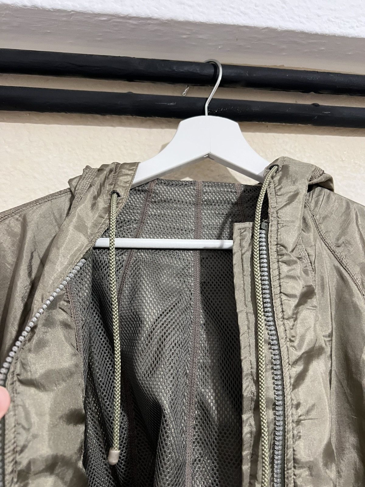 Issey Miyake × Japanese Brand × Vintage Issey Miyake khaki/Green Sage Mesh Windbreaker jacket Size L / US 10 / IT 46 - 12 Thumbnail