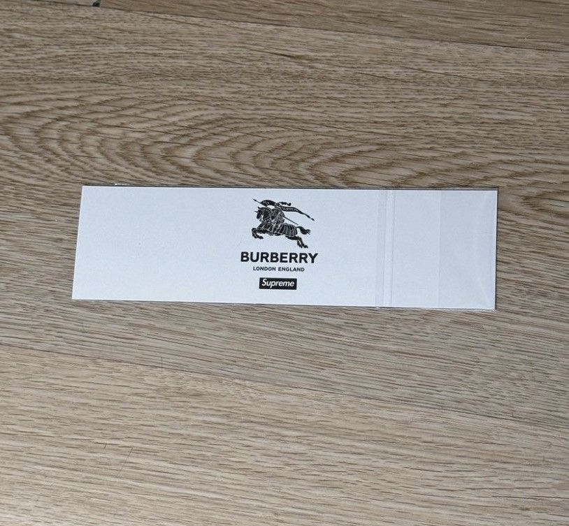 Burberry × Supreme Supreme x Burberry sticker tan Size ONE SIZE - 2 Thumbnail