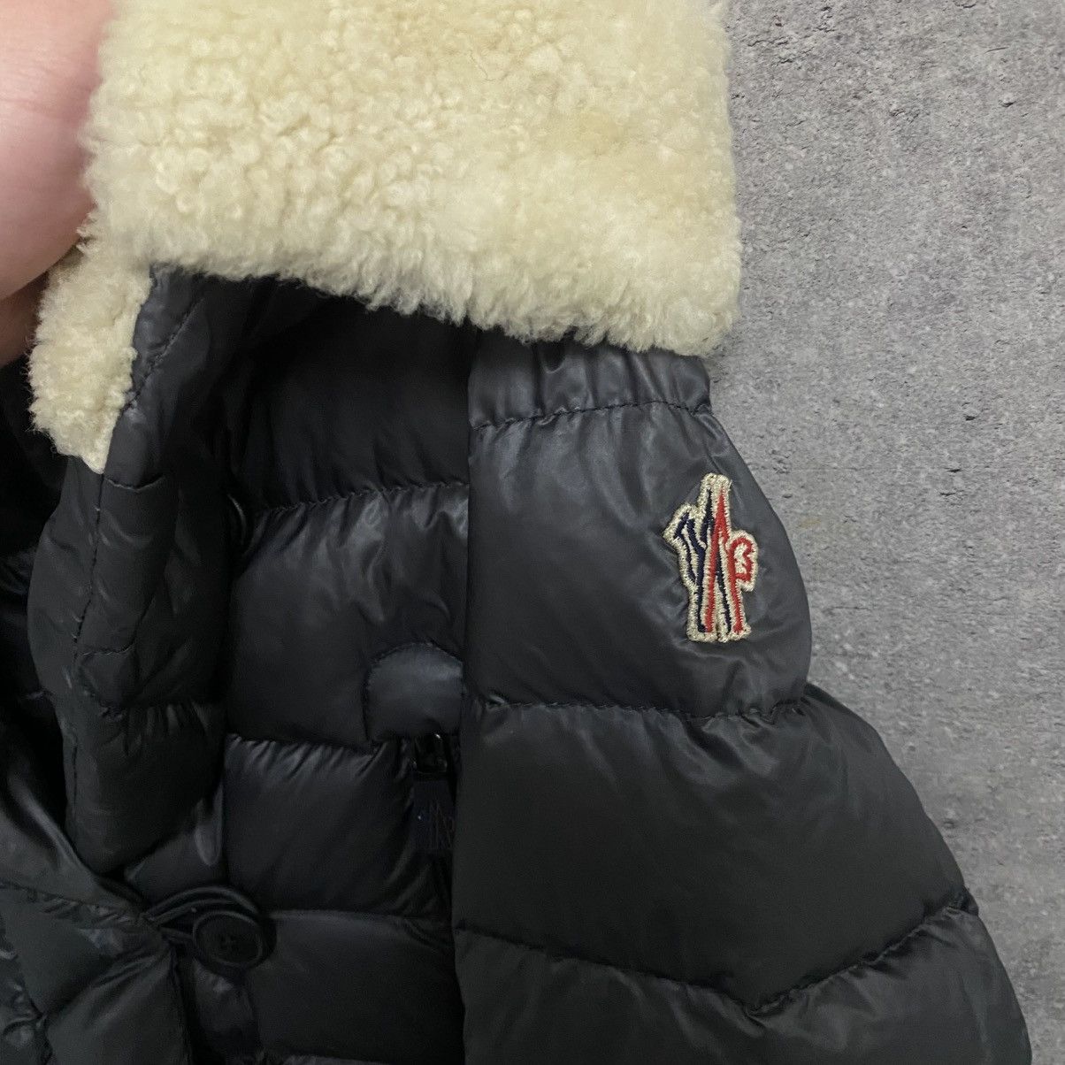 Moncler Vintage Moncler Grenoble Down Puffer Jacket Size XS / US 0-2 / IT 36-38 - 3 Thumbnail