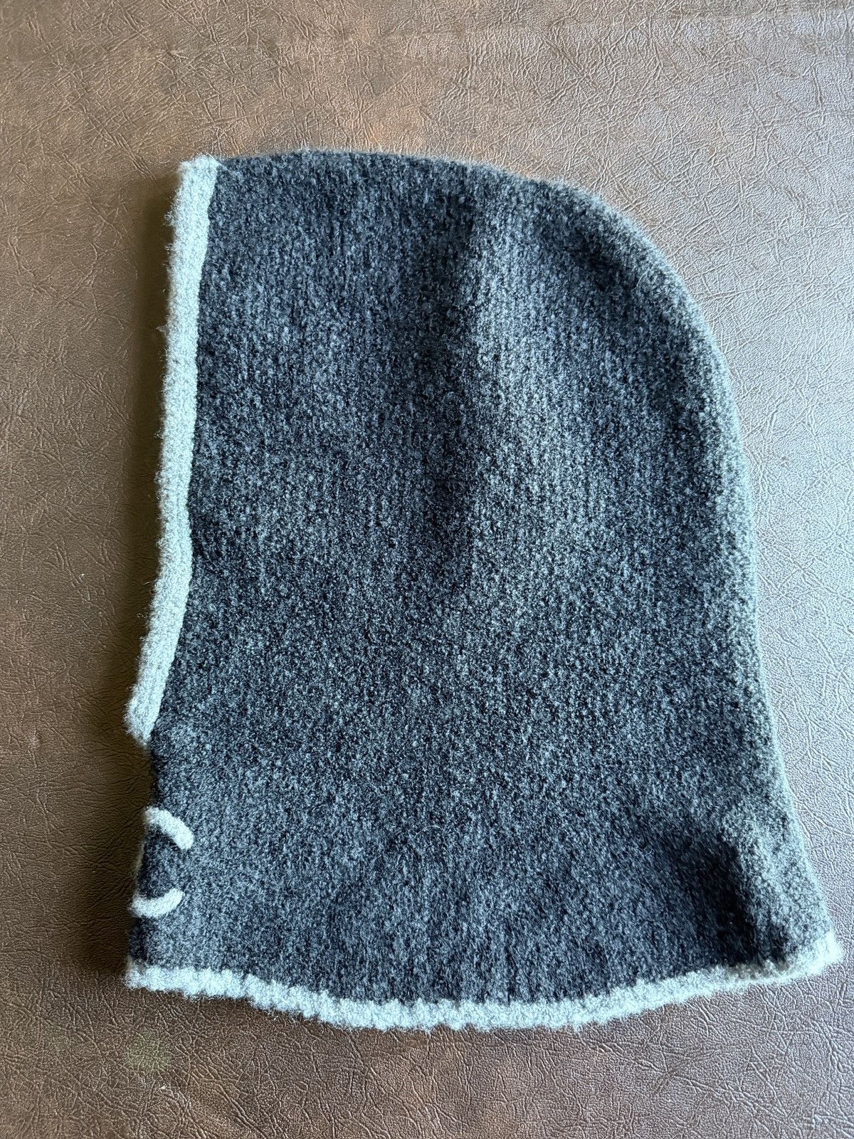 Chanel Chanel Cashmere & Silk Balaclava Face Mask Size ONE SIZE - 2 Thumbnail
