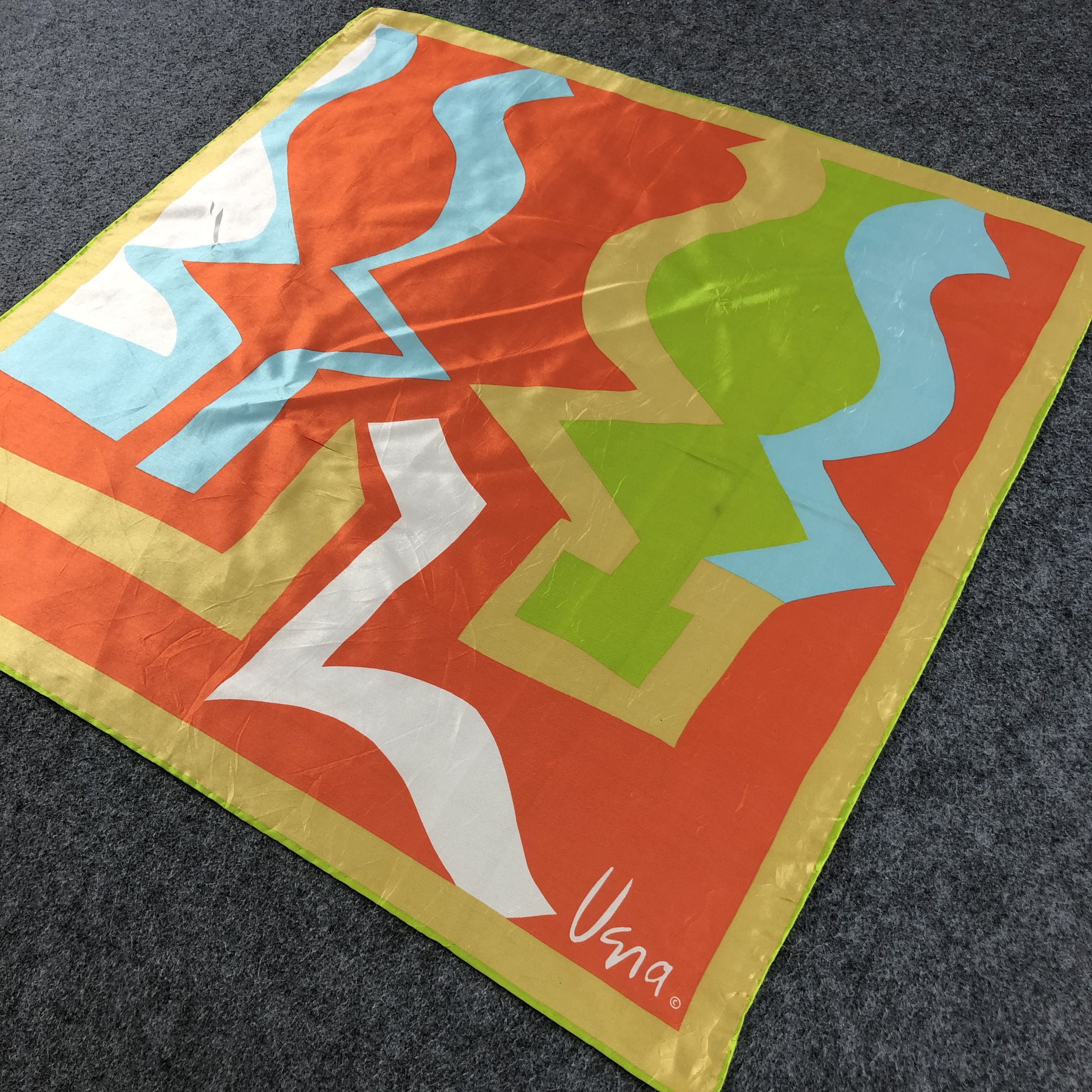 Japanese Brand Vana Abstract Silk Scarf M312 Size ONE SIZE - 4 Thumbnail