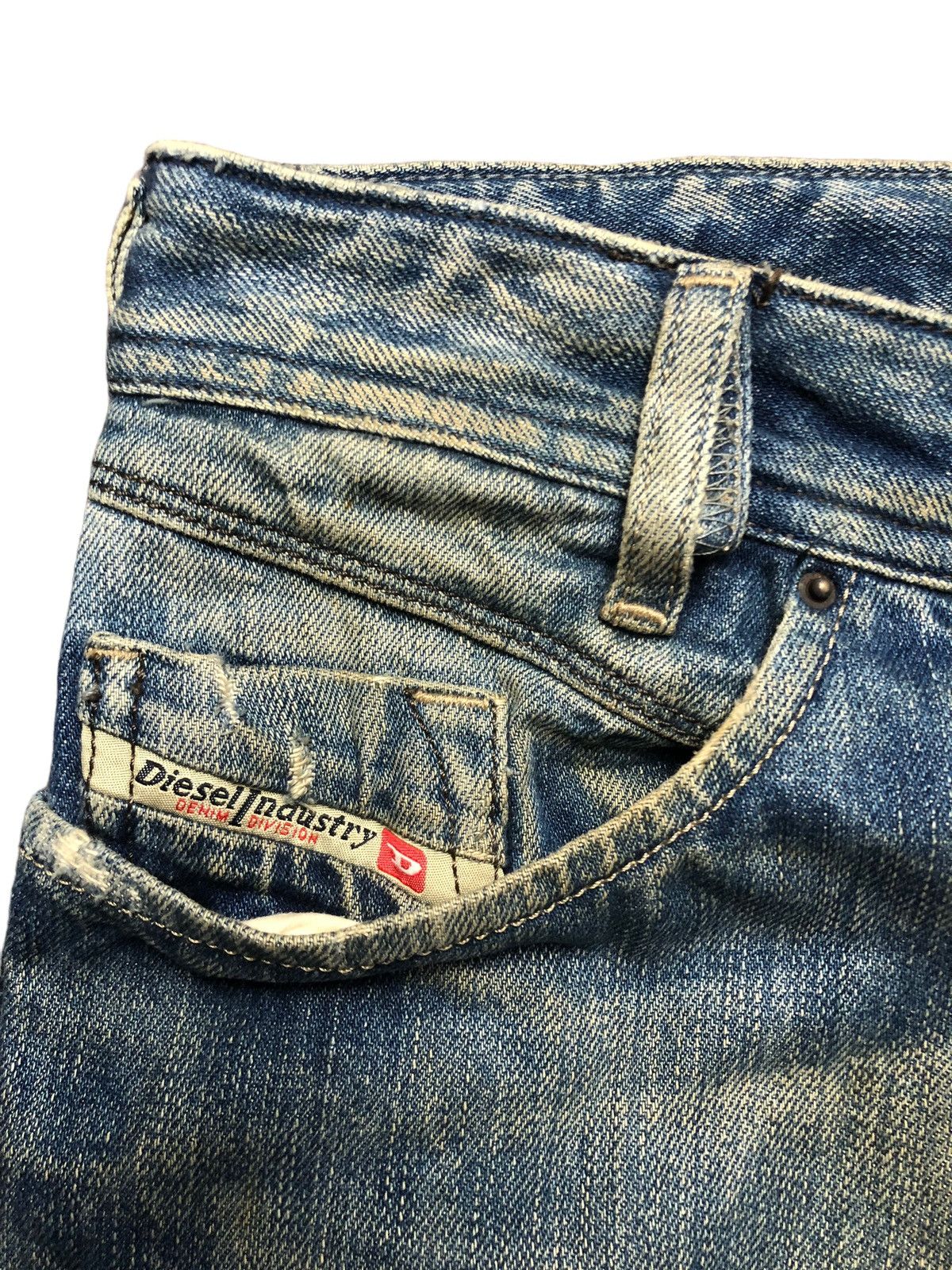 Diesel Vintage Diesel Distressed Dirty Faded Jeans Size US 32 / EU 48 - 4 Thumbnail