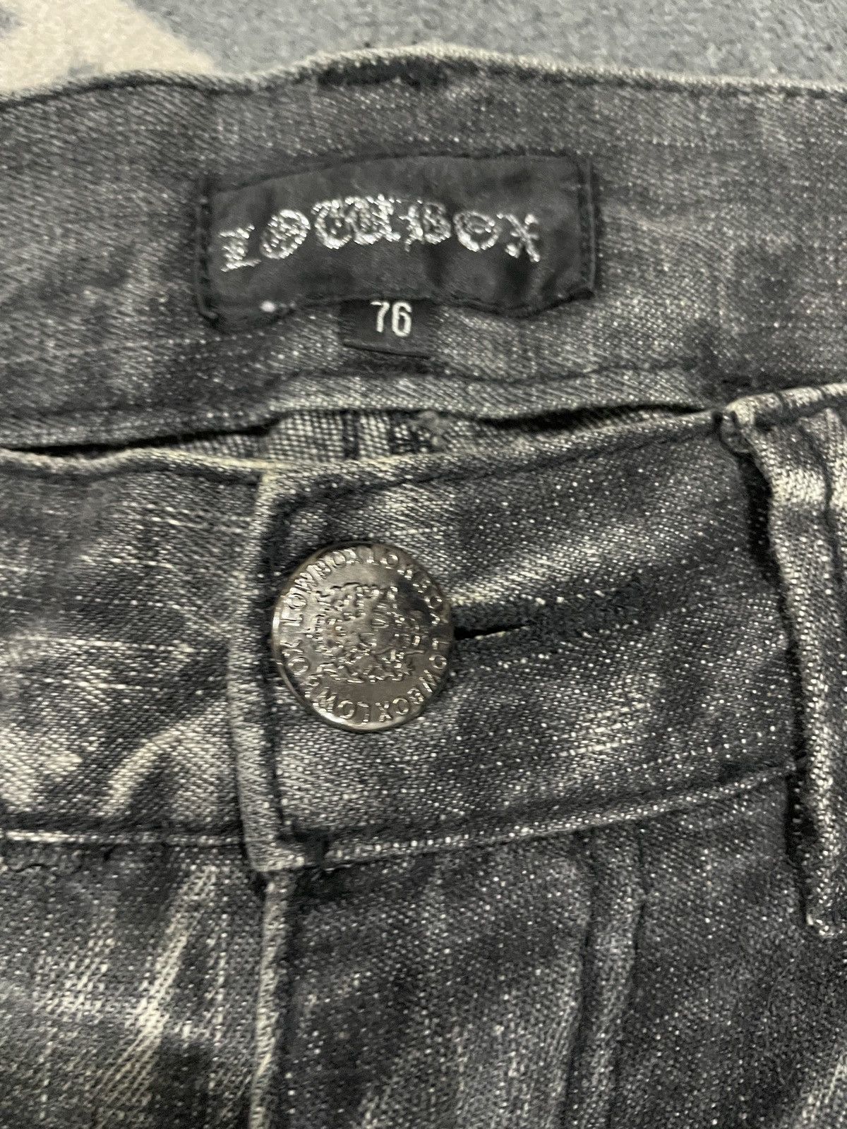 LOWBOX Lowbox Flared Distressed Stonewash Jeans Size US 31 - 24 Thumbnail