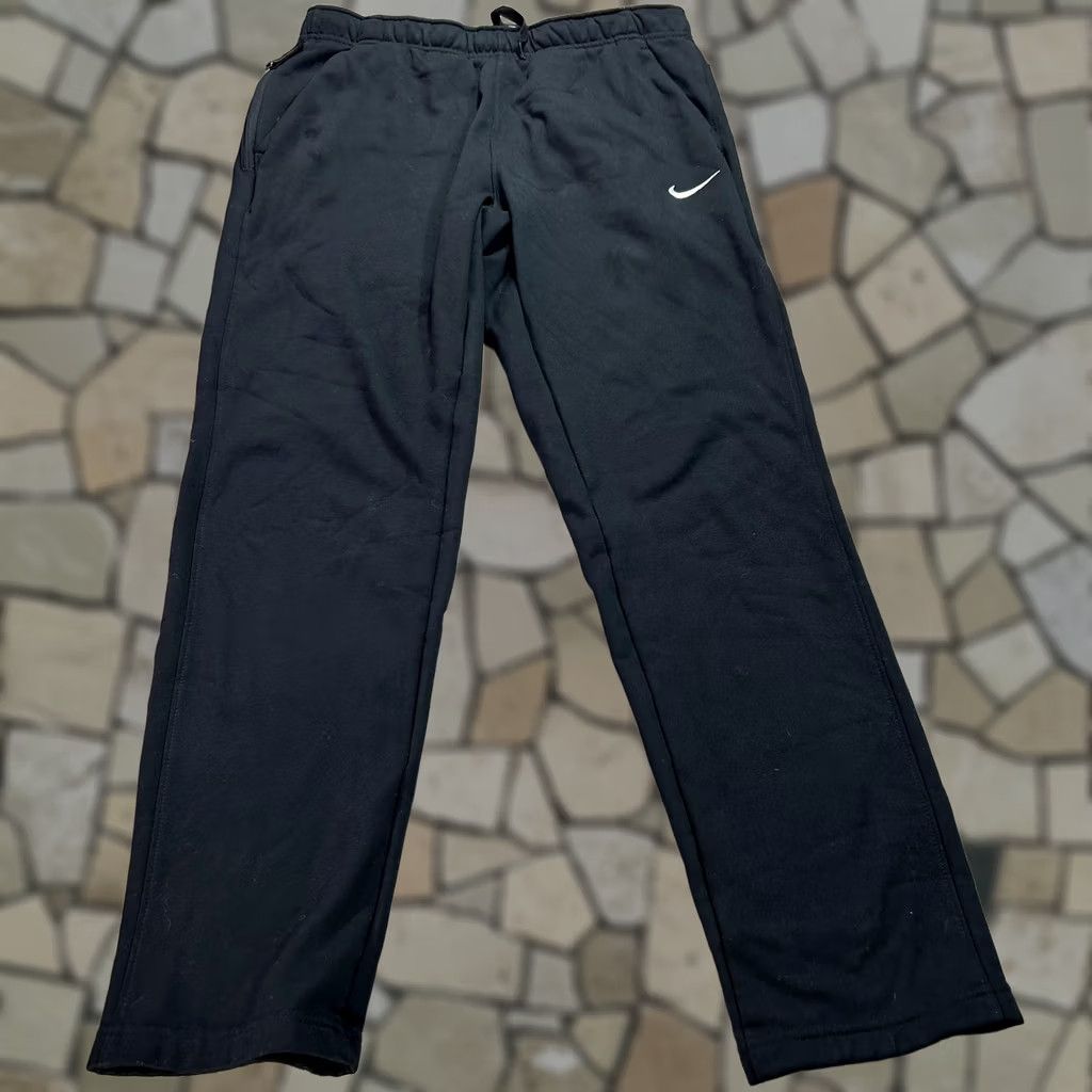 Nike Nike Therma-FIT Sweatpants Mens M Black Pants Regular Warm Athletic DQ4856-010 Size US 31 - 1 Thumbnail