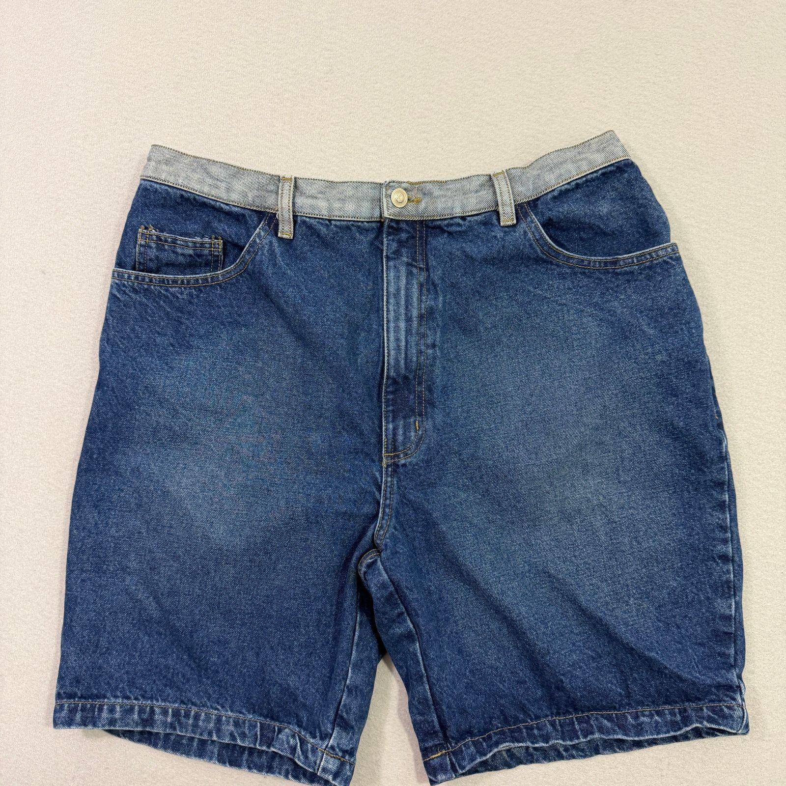 Croft & Barrow Vintage Croft & Barrow Jean Shorts Mens 38 Blue 9" Inseam Size US 38 / EU 54 - 2 Thumbnail