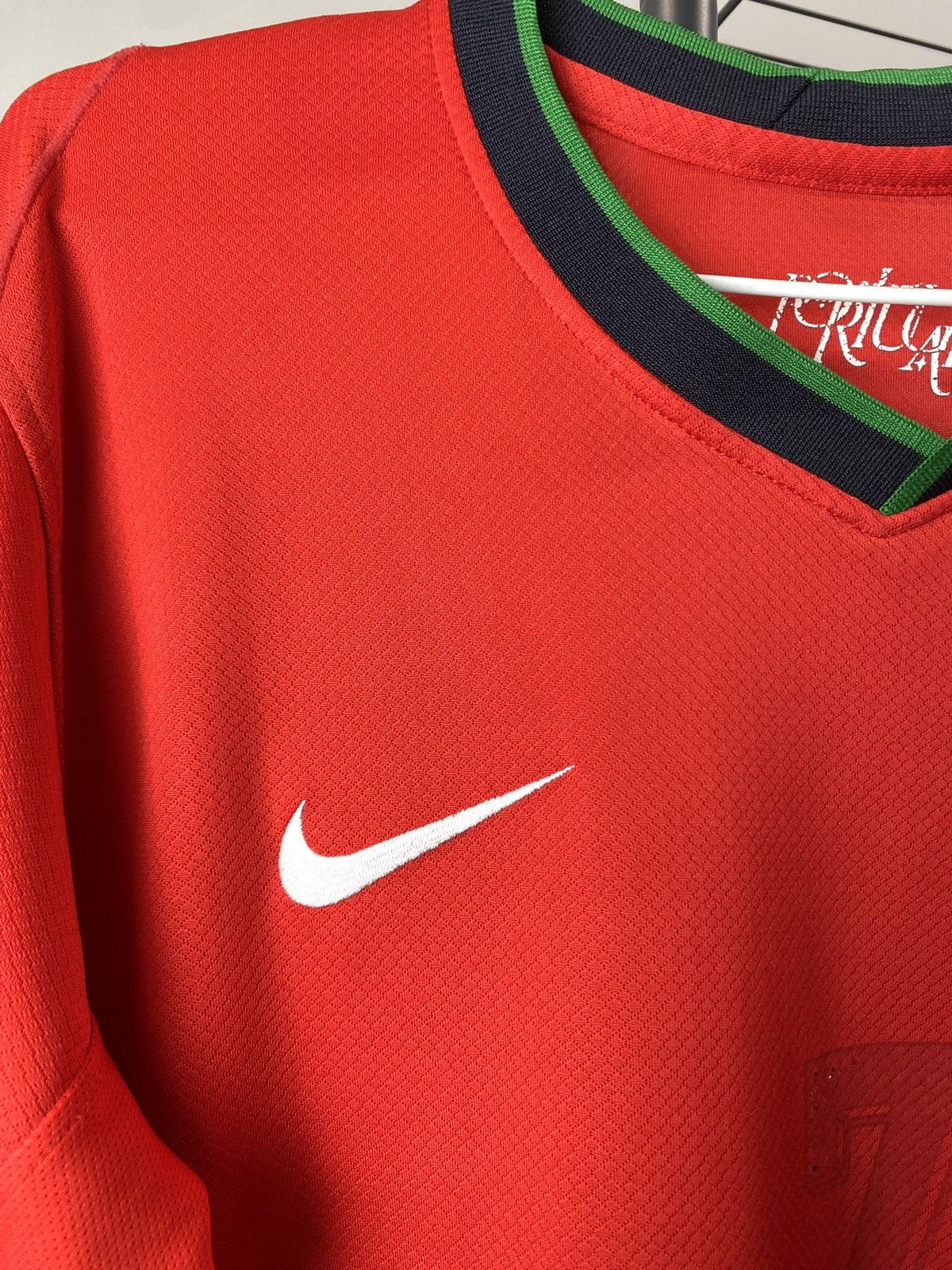Nike Vintage Nike Portugal Ronaldo 7 Soccer Jersey Tee Size US S / EU 44-46 / 1 - 4 Thumbnail