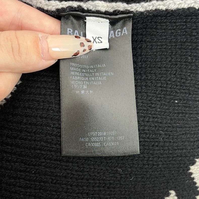 Balenciaga Balenciaga Grey Bullet Curtain Sweater-2506 Size US XS / EU 42 / 0 - 7 Thumbnail