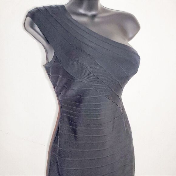 Herve Leger Hervé Leger Black Renee Fringe Asymmetrical One Shoulder Ban Size M / US 6-8 / IT 42-44 - 4 Thumbnail
