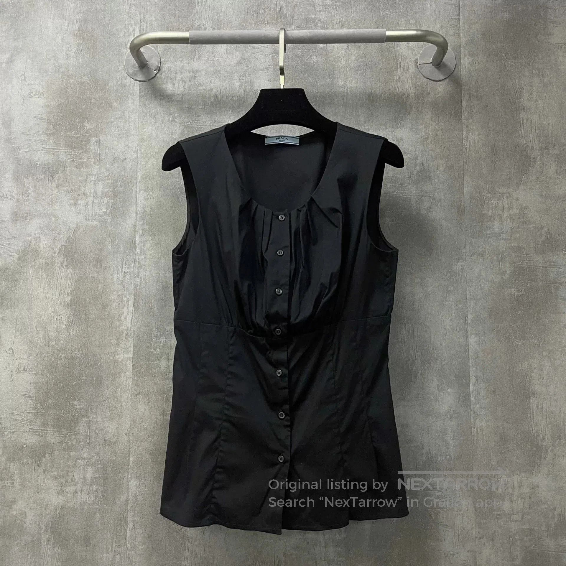 Prada Prada Pleated Sleeveless Dress. Size M / US 6-8 / IT 42-44 - 1 Thumbnail