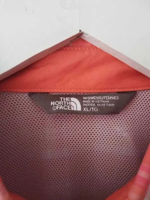 The North Face The North Face coral pink button shirt Size XL / US 12-14 / IT 48-50 - 2 Thumbnail