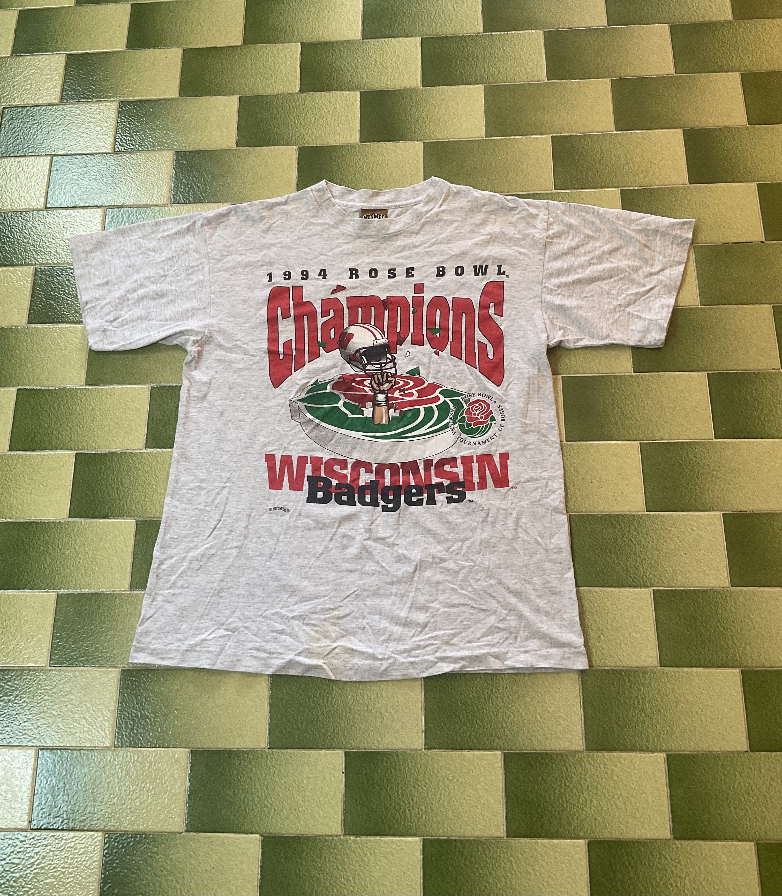 Vintage 1994 Rose Bowl Champions Wisconsin Badgers T-Shirt