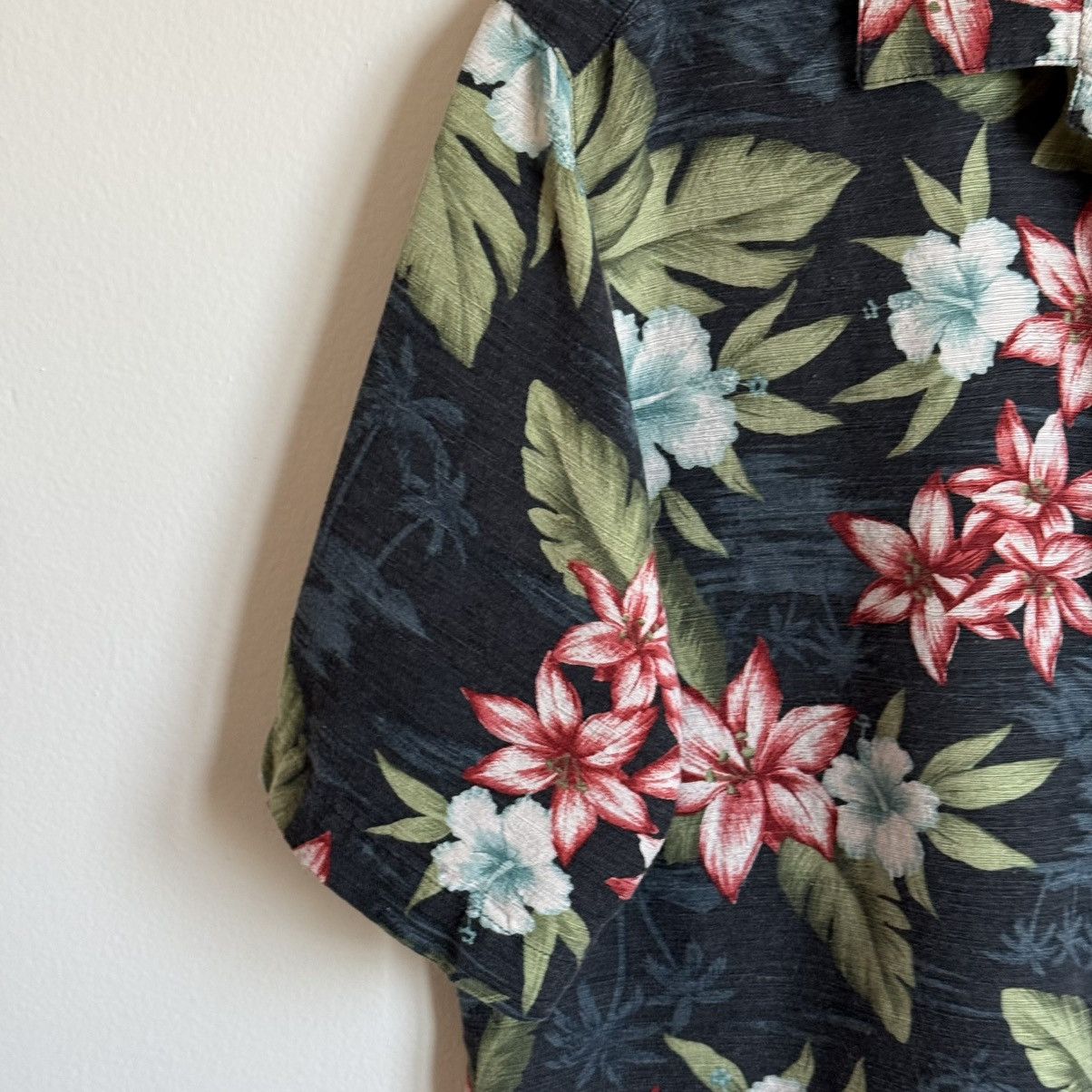Havana × Vintage Havana Jack’s Cafe Men’s Hawaiian Floral Button-Up Shirt M Size US M / EU 48-50 / 2 - 7 Thumbnail