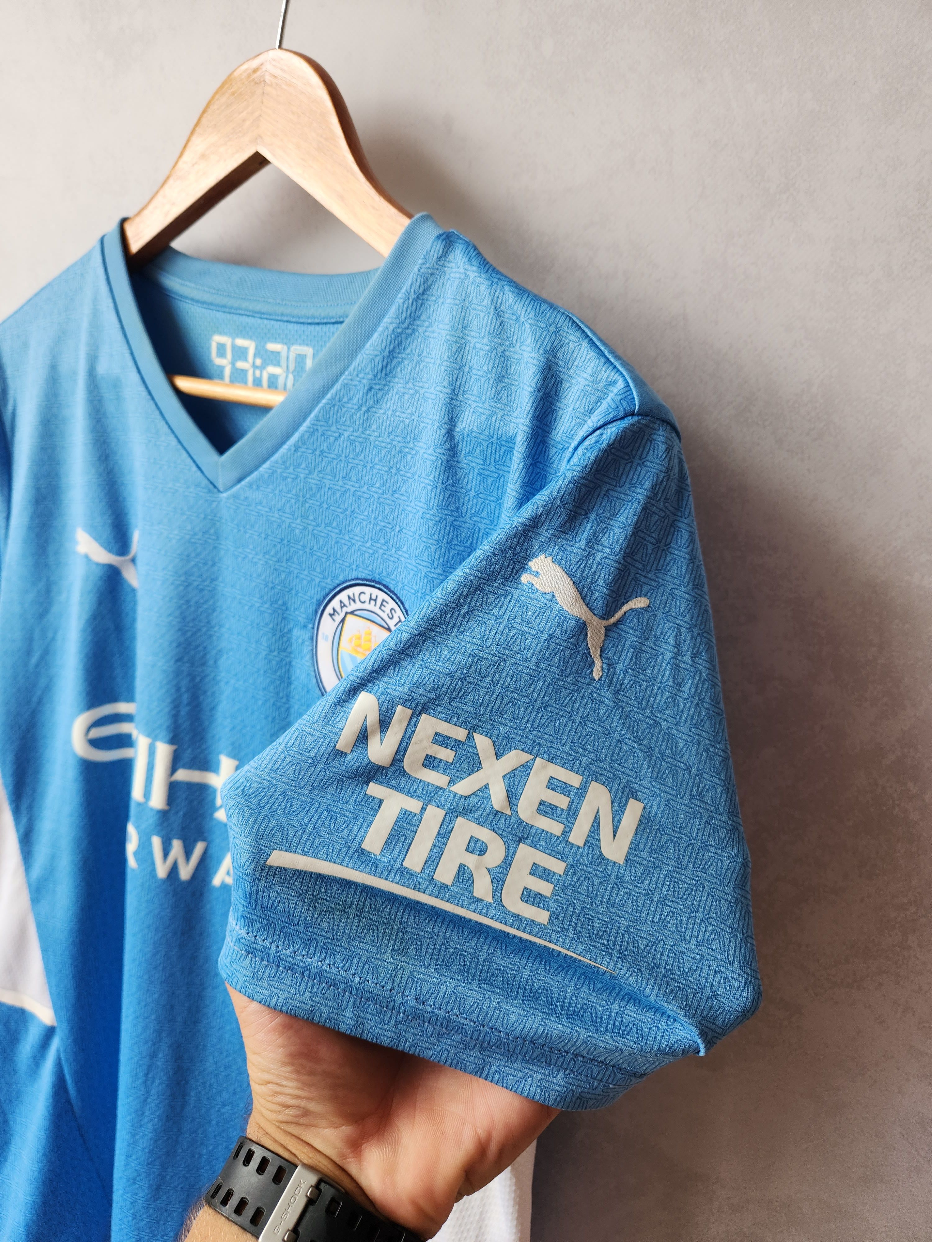 Puma × Vintage 2017-2018 Manchester City Raheem Sterling Puma Jersey Size US L / EU 52-54 / 3 - 6 Thumbnail