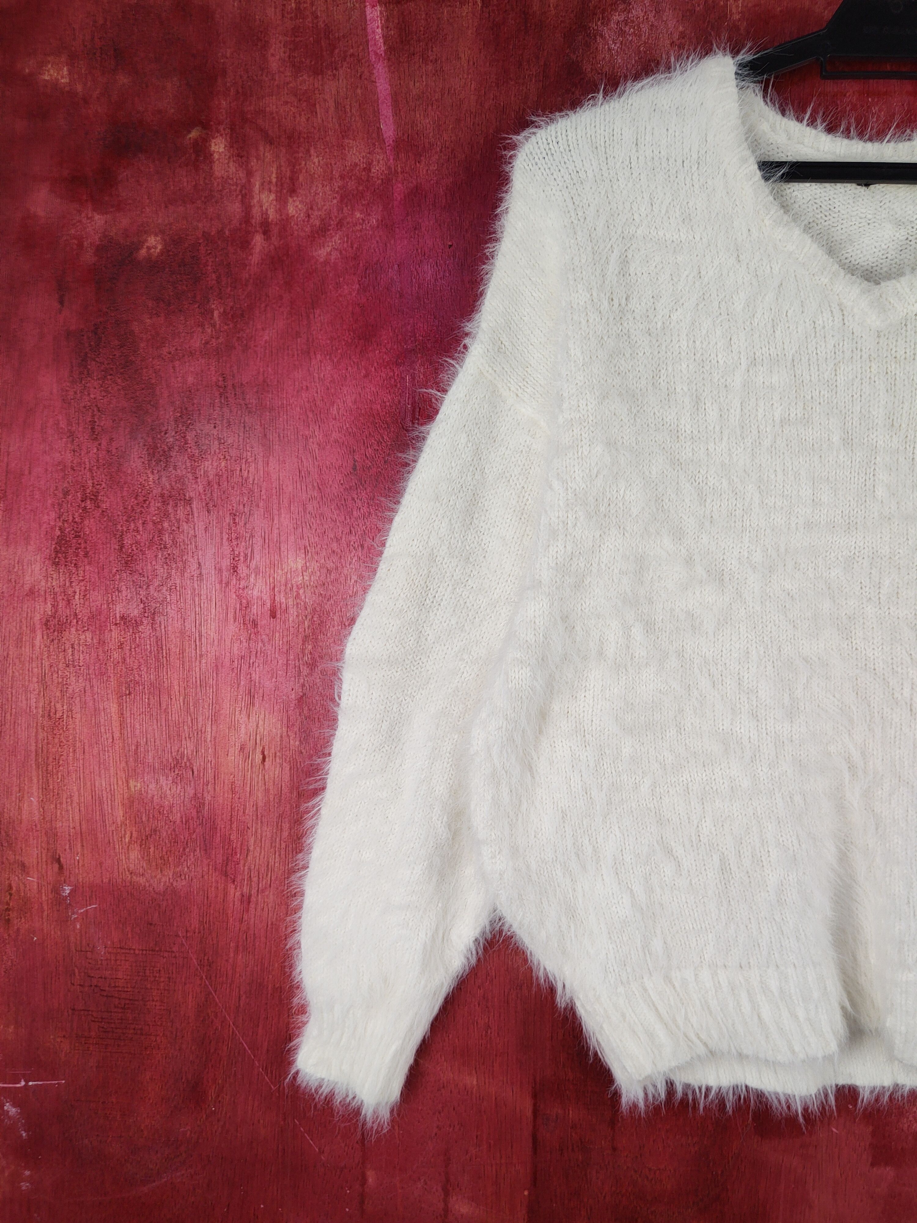 Vintage Ingni White Shag Shaggy Fur Mohair Knitwear #S2000 Size M / US 6-8 / IT 42-44 - 3 Thumbnail