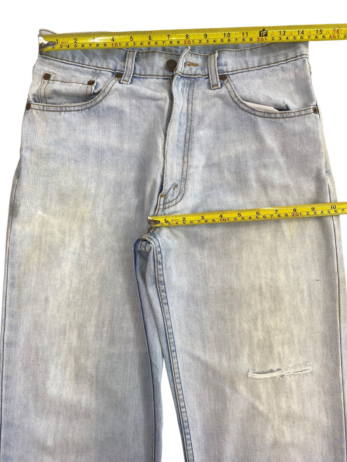Levi's Vintage Levi’s Light Blue Wash Style Ripped Jeans Size US 28 / EU 44 - 5 Thumbnail